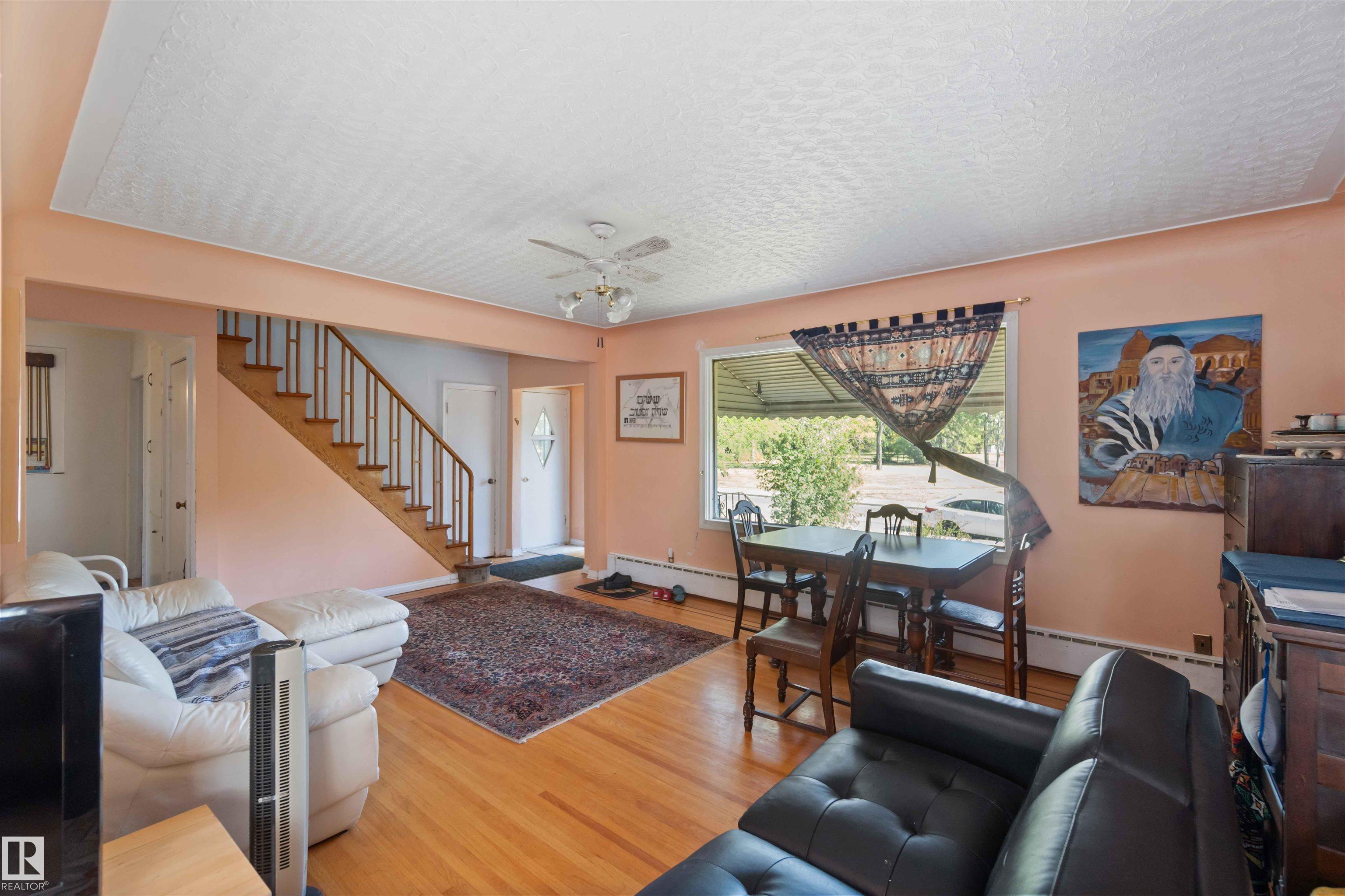 Photo 17 at 11022 110 Avenue NW, Queen Mary Park, Edmonton