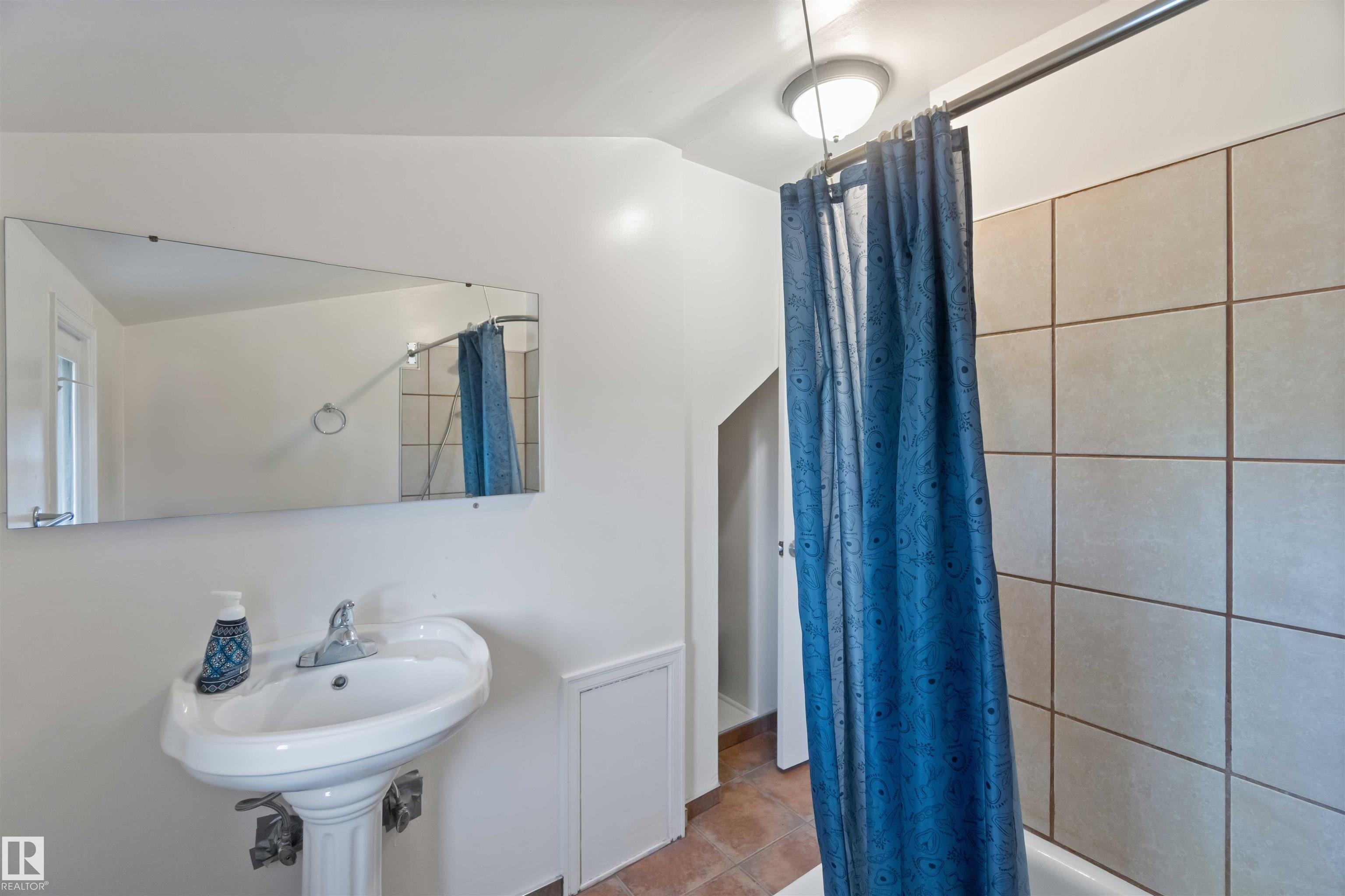 Photo 35 at 11022 110 Avenue NW, Queen Mary Park, Edmonton