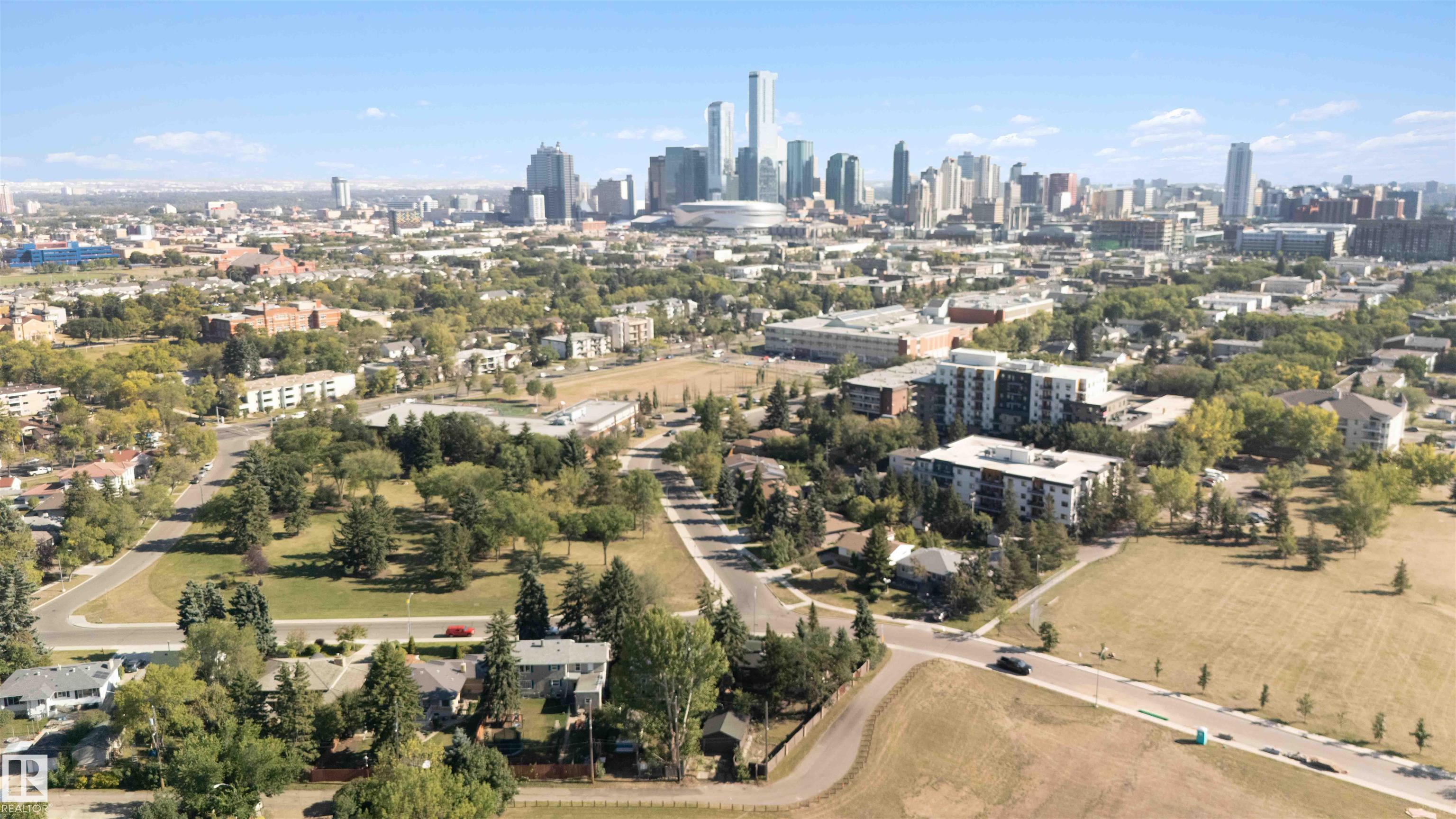 Photo 40 at 11022 110 Avenue NW, Queen Mary Park, Edmonton