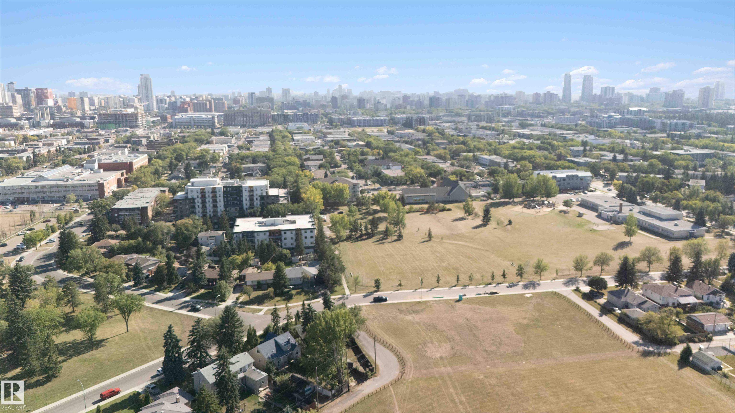 Photo 41 at 11022 110 Avenue NW, Queen Mary Park, Edmonton