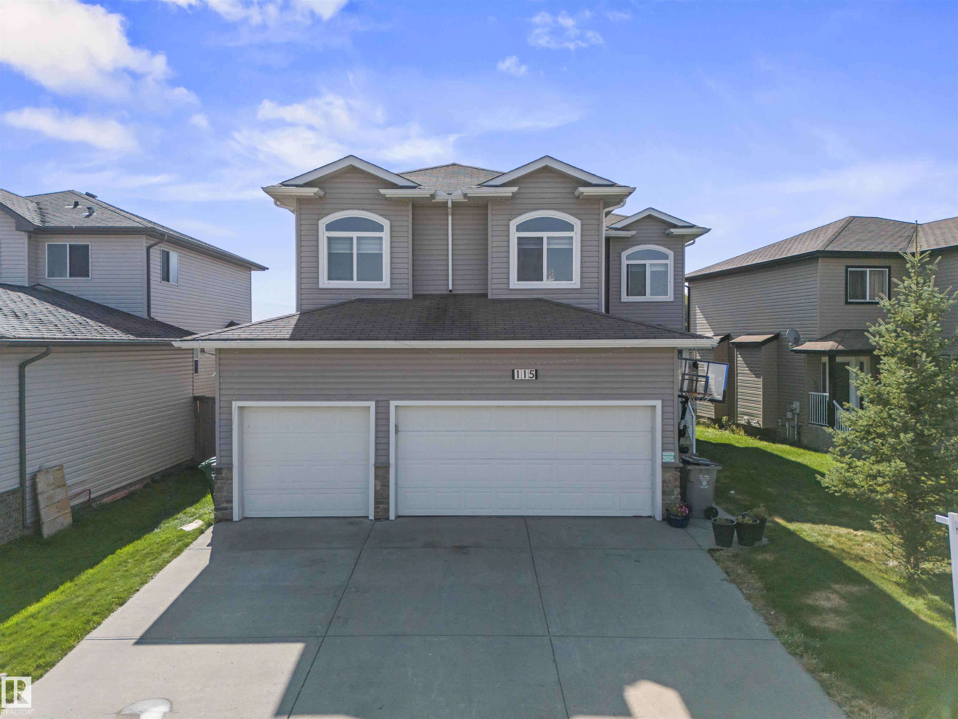 115 Lakeland Drive, Beaumont Lakes, Beaumont 
