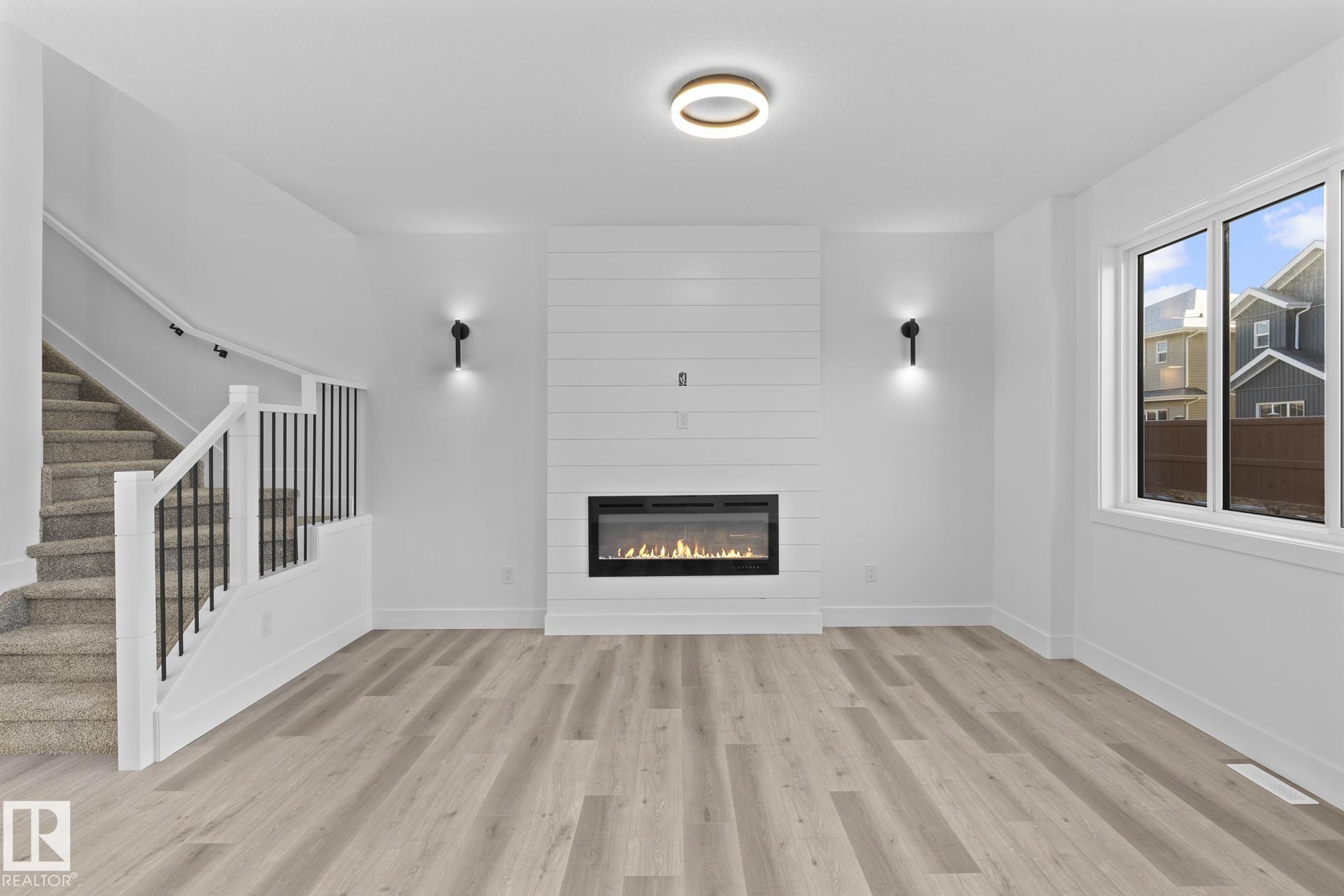 Photo 5 at 118 Spring Link, Copperhaven, Spruce Grove
