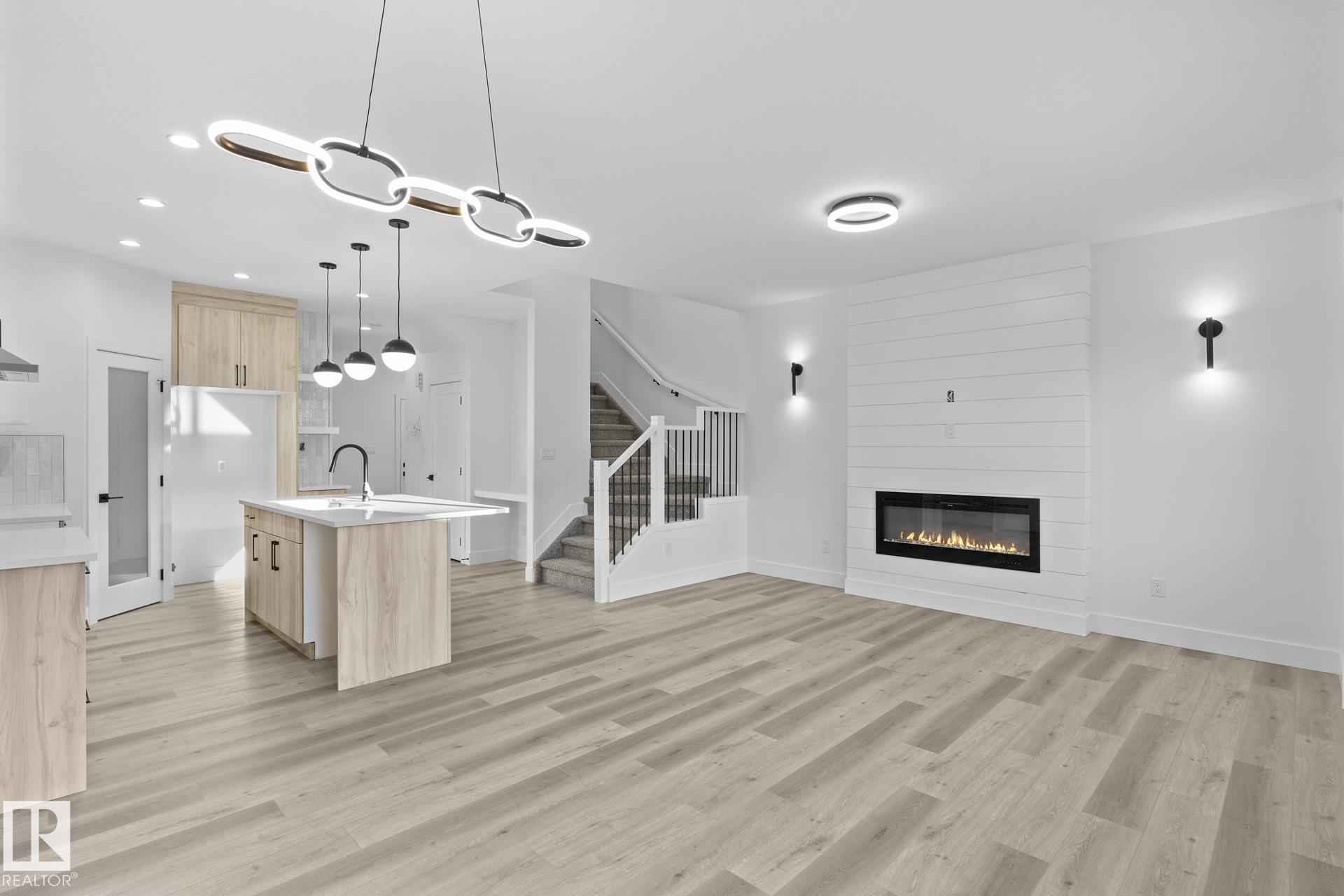 Photo 6 at 118 Spring Link, Copperhaven, Spruce Grove