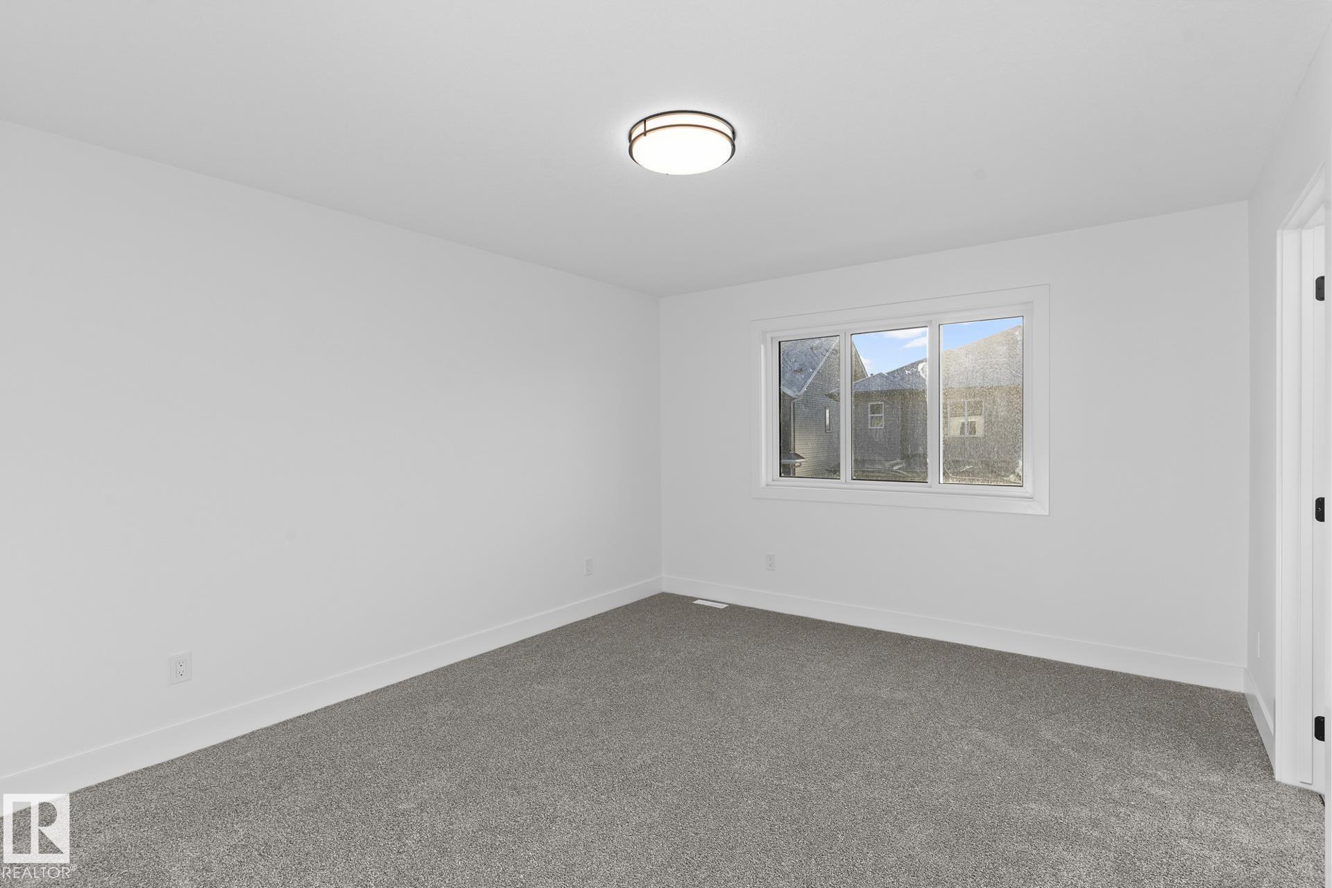 Photo 7 at 118 Spring Link, Copperhaven, Spruce Grove