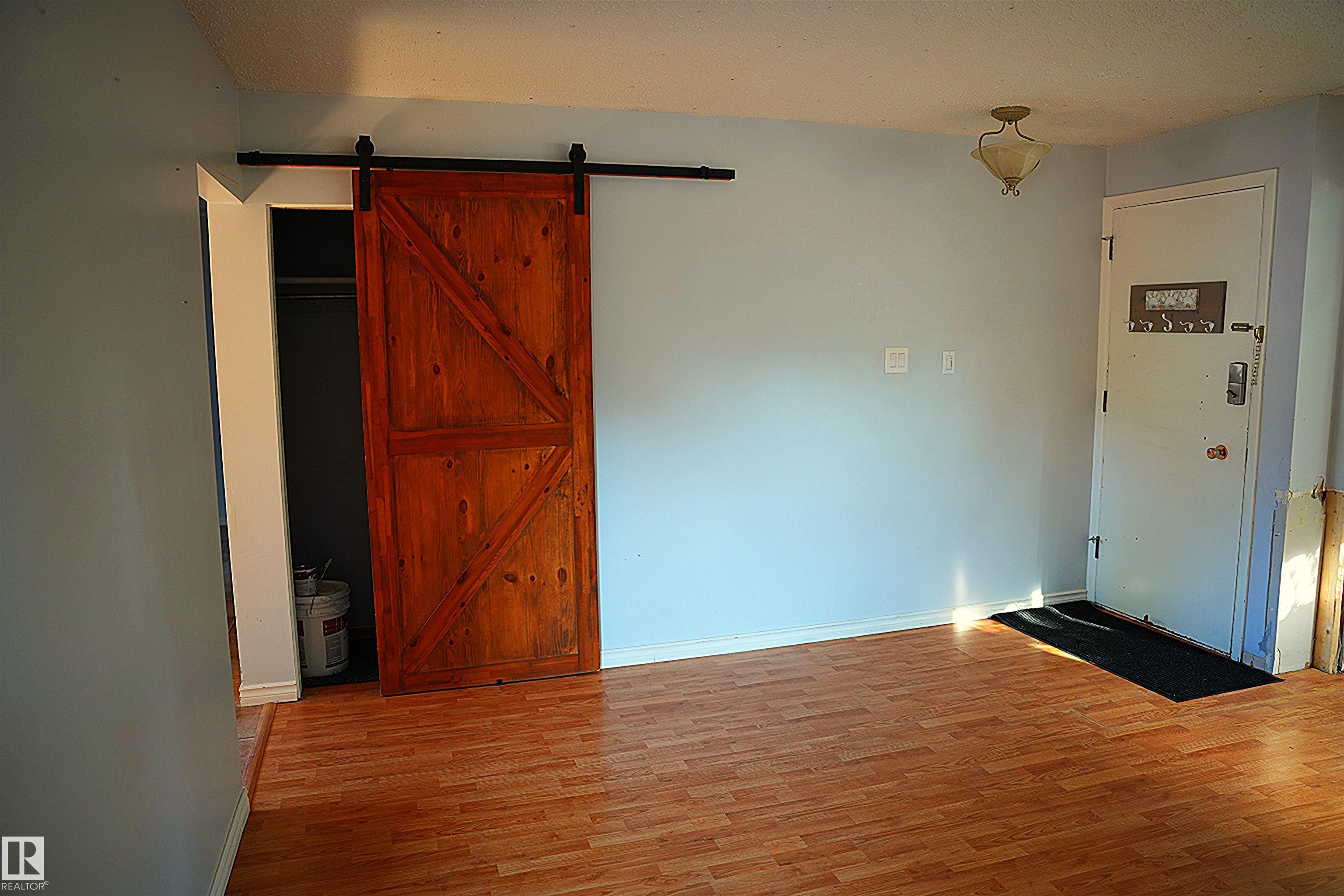 Photo 3 at 12 Granite Avenue, Grandin, St. Albert