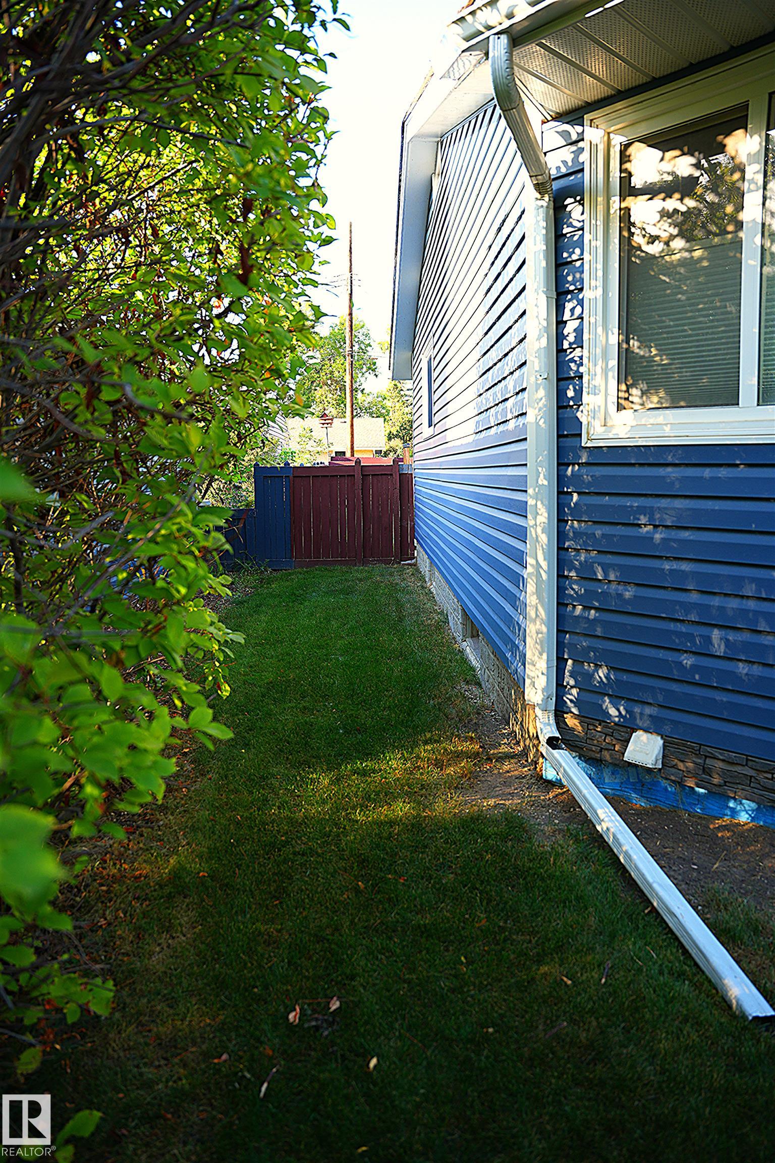 Photo 35 at 12 Granite Avenue, Grandin, St. Albert
