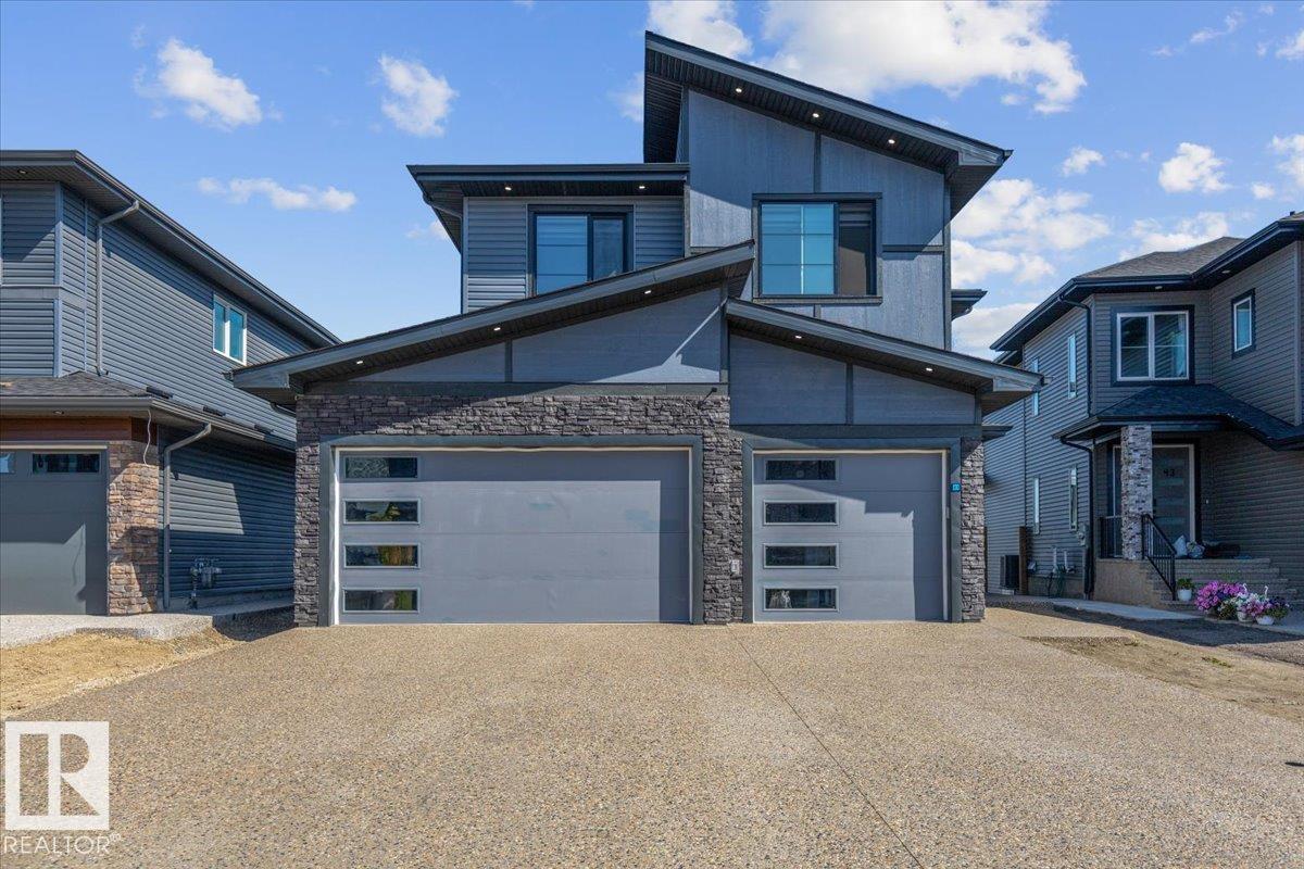 Photo 2 at 41 Elwyck Gate, Fenwyck, Spruce Grove