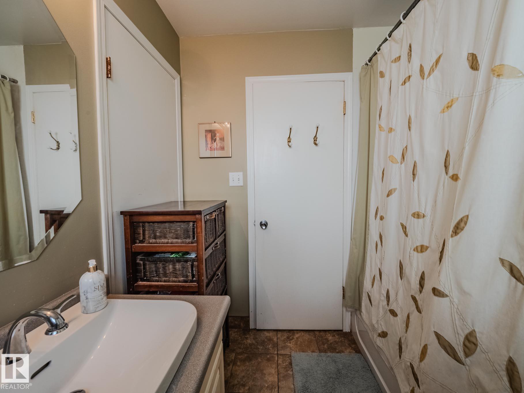 Photo 28 at 50 Flagstone Crescent, Forest Lawn, St. Albert