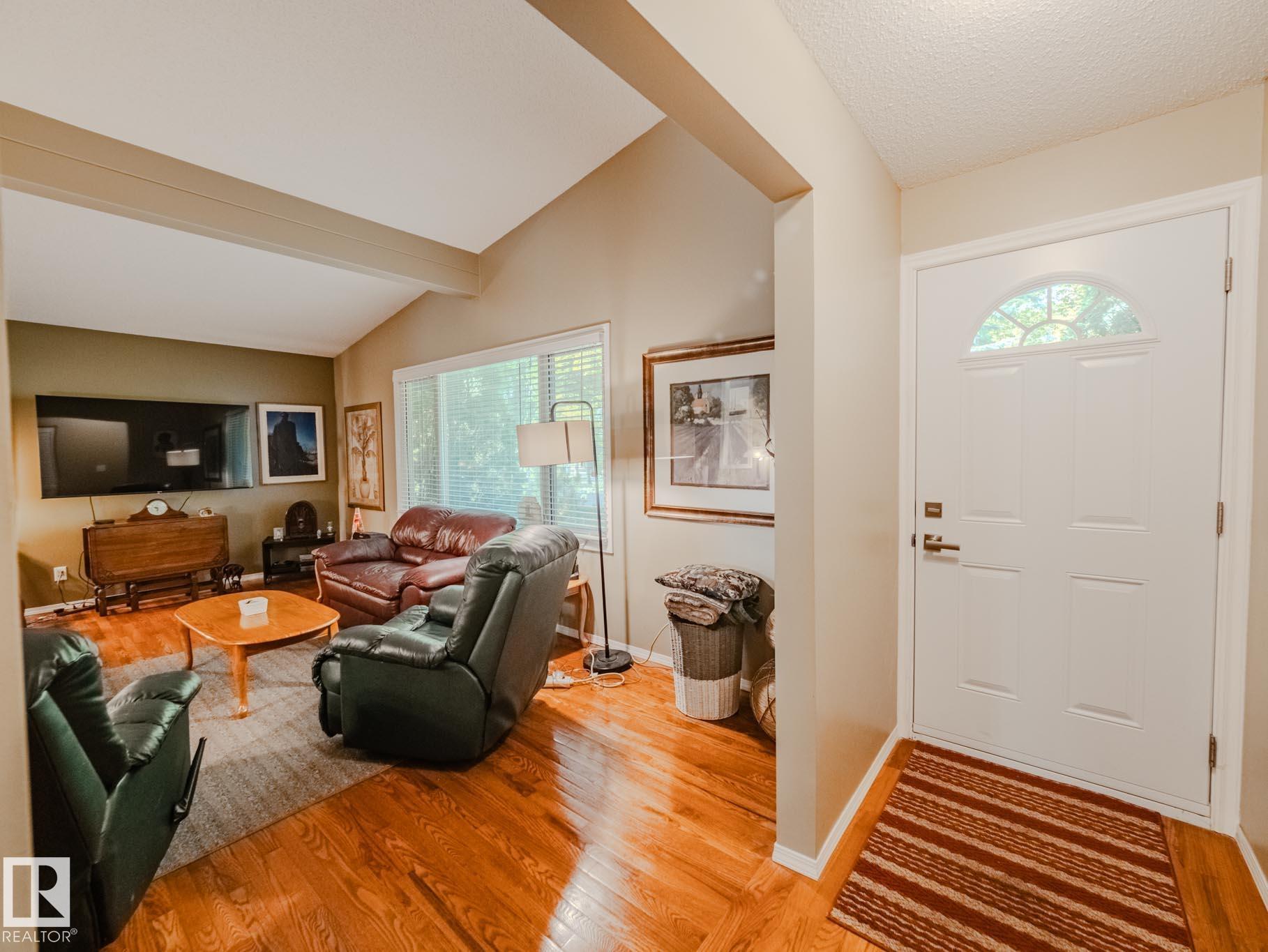Photo 4 at 50 Flagstone Crescent, Forest Lawn, St. Albert