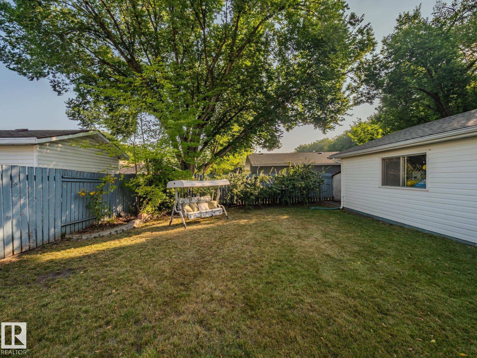 Photo 53 at 50 Flagstone Crescent, Forest Lawn, St. Albert