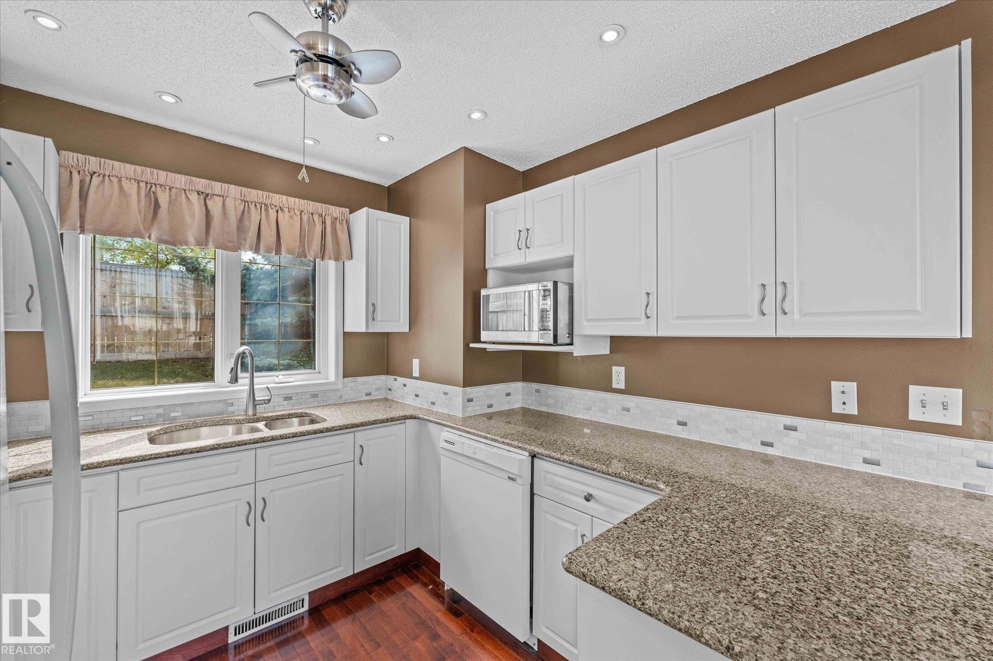 Photo 13 at 10 - 4 Fraser Drive, Forest Lawn, St. Albert