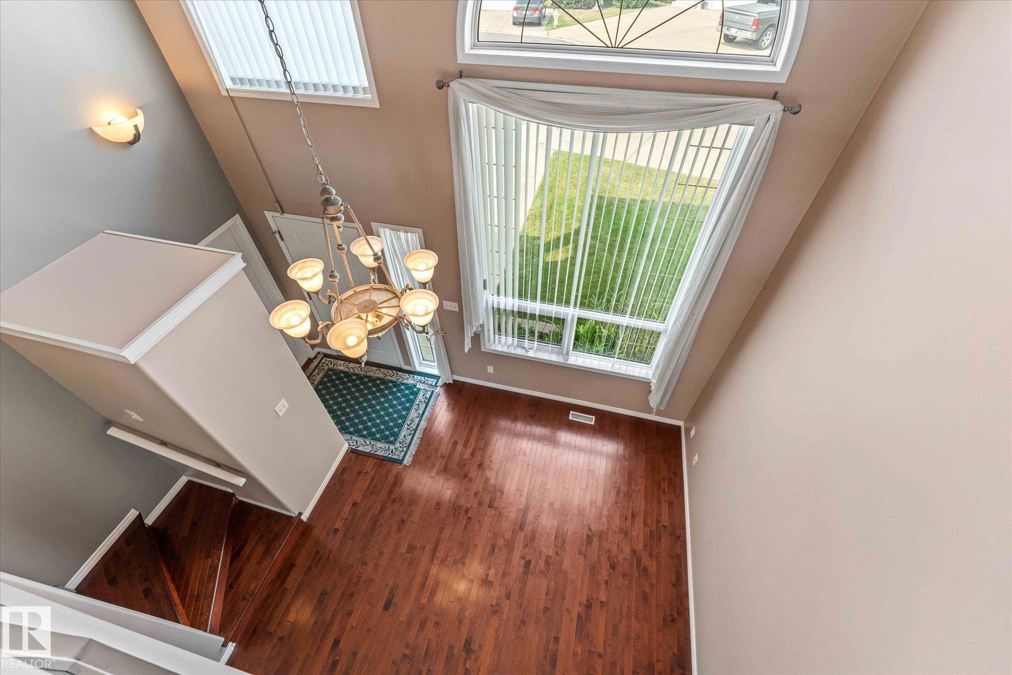 Photo 6 at 10 - 4 Fraser Drive, Forest Lawn, St. Albert