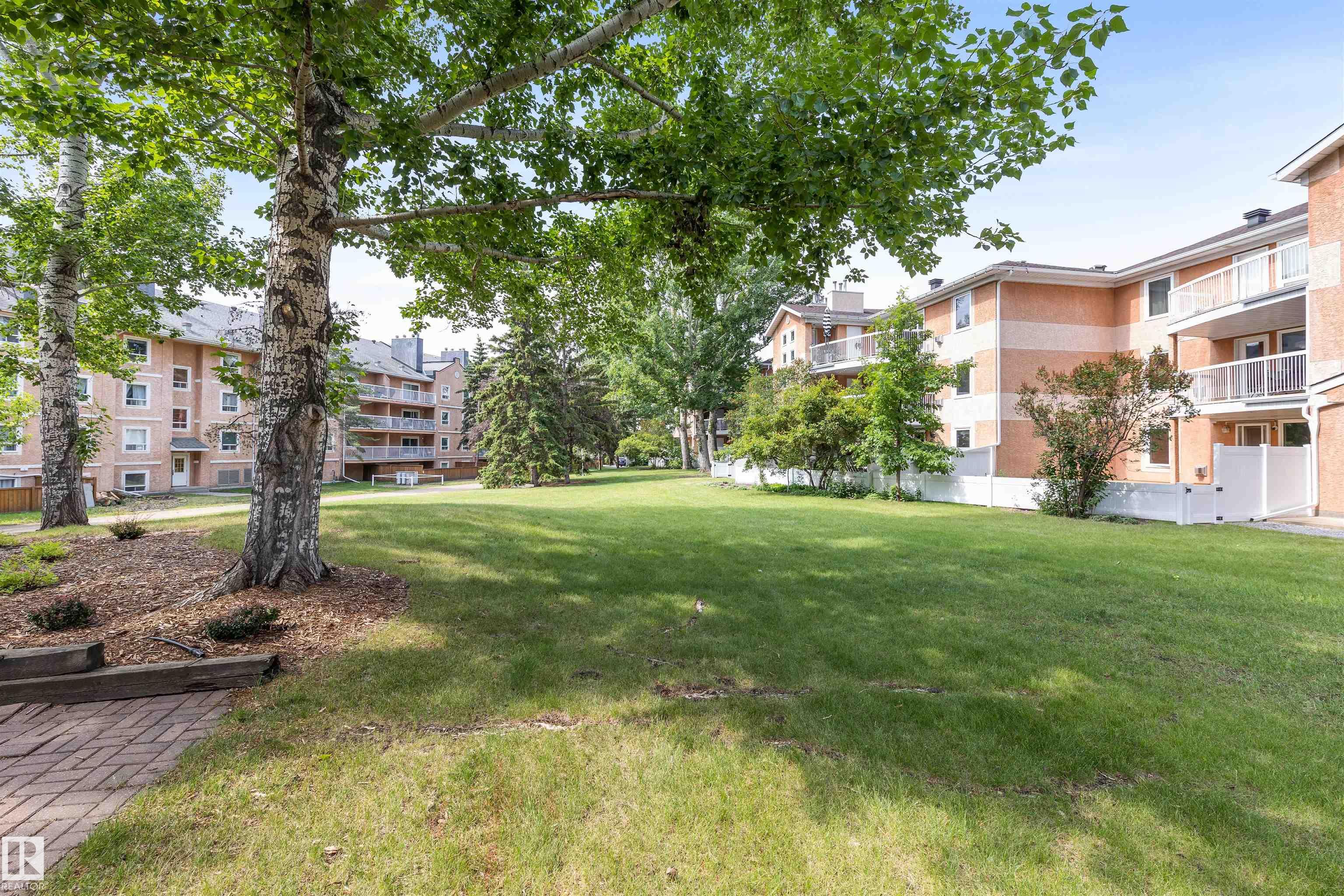 Photo 34 at 304 - 8811 106a Avenue NW, Boyle Street, Edmonton
