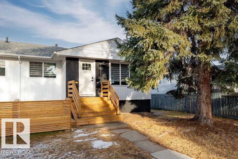 Photo 5 at 8522/8524 84 Avenue NW, Bonnie Doon, Edmonton