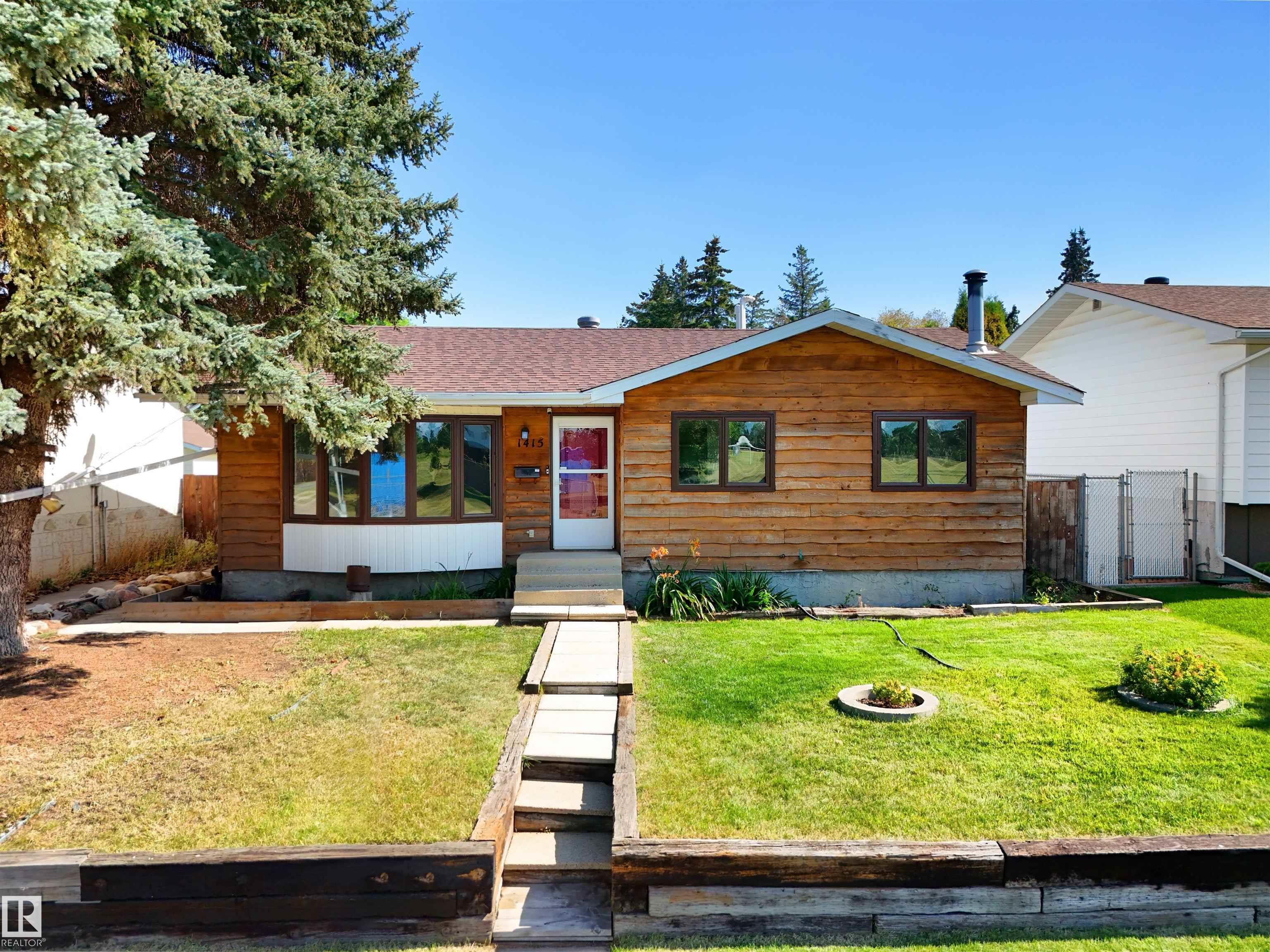 1415 80 Street NW, Menisa, Edmonton 