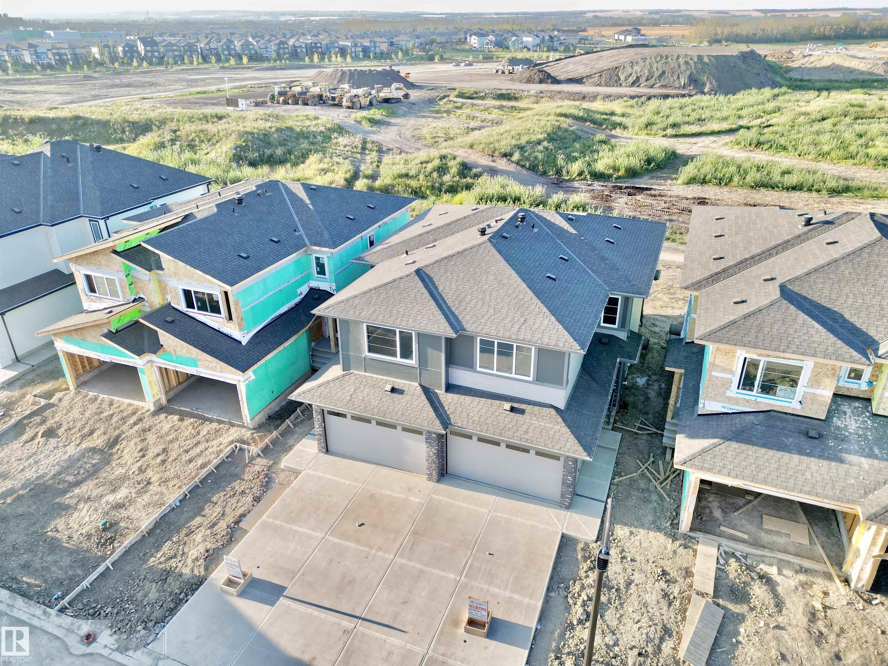 Photo 2 at 133 Pierwyck Loop, Fenwyck, Spruce Grove