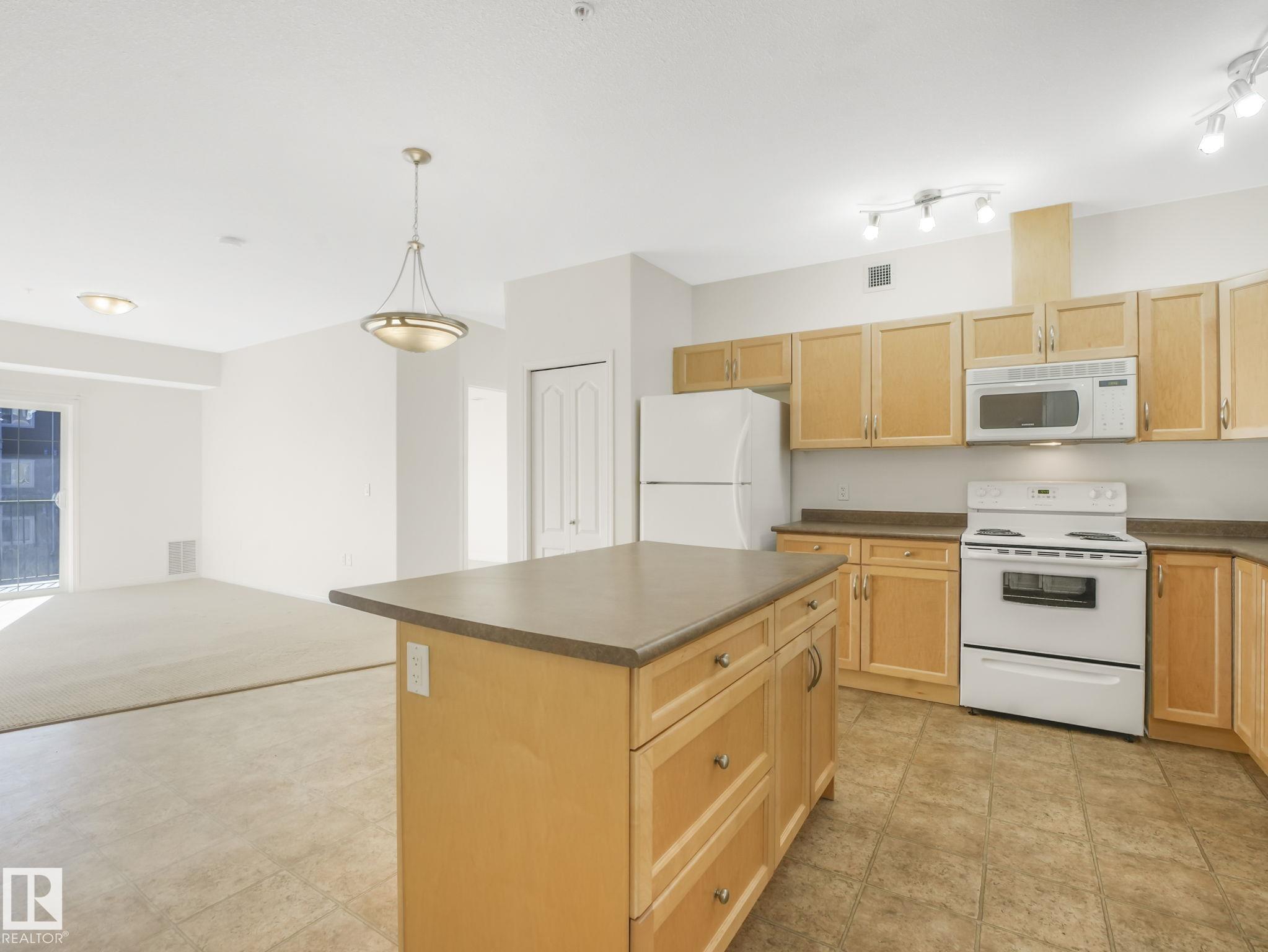 Photo 15 at 210 - 105 West Haven Drive, West Haven, Leduc
