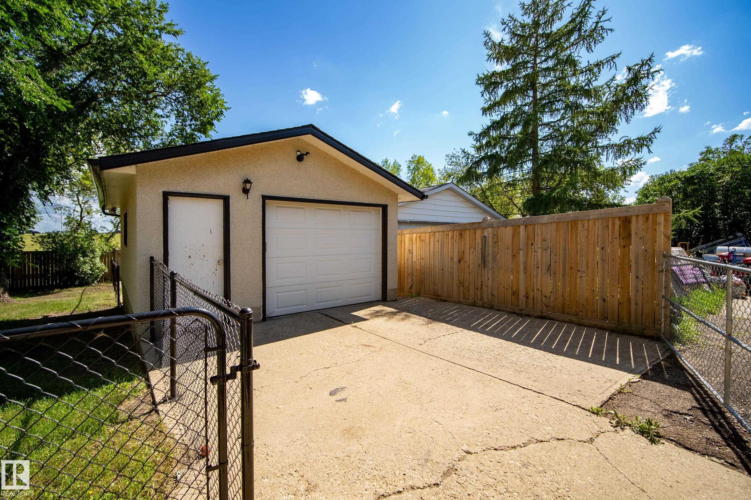 Photo 33 at 8937 92 Avenue, Pineview Fort Sask., Fort Saskatchewan