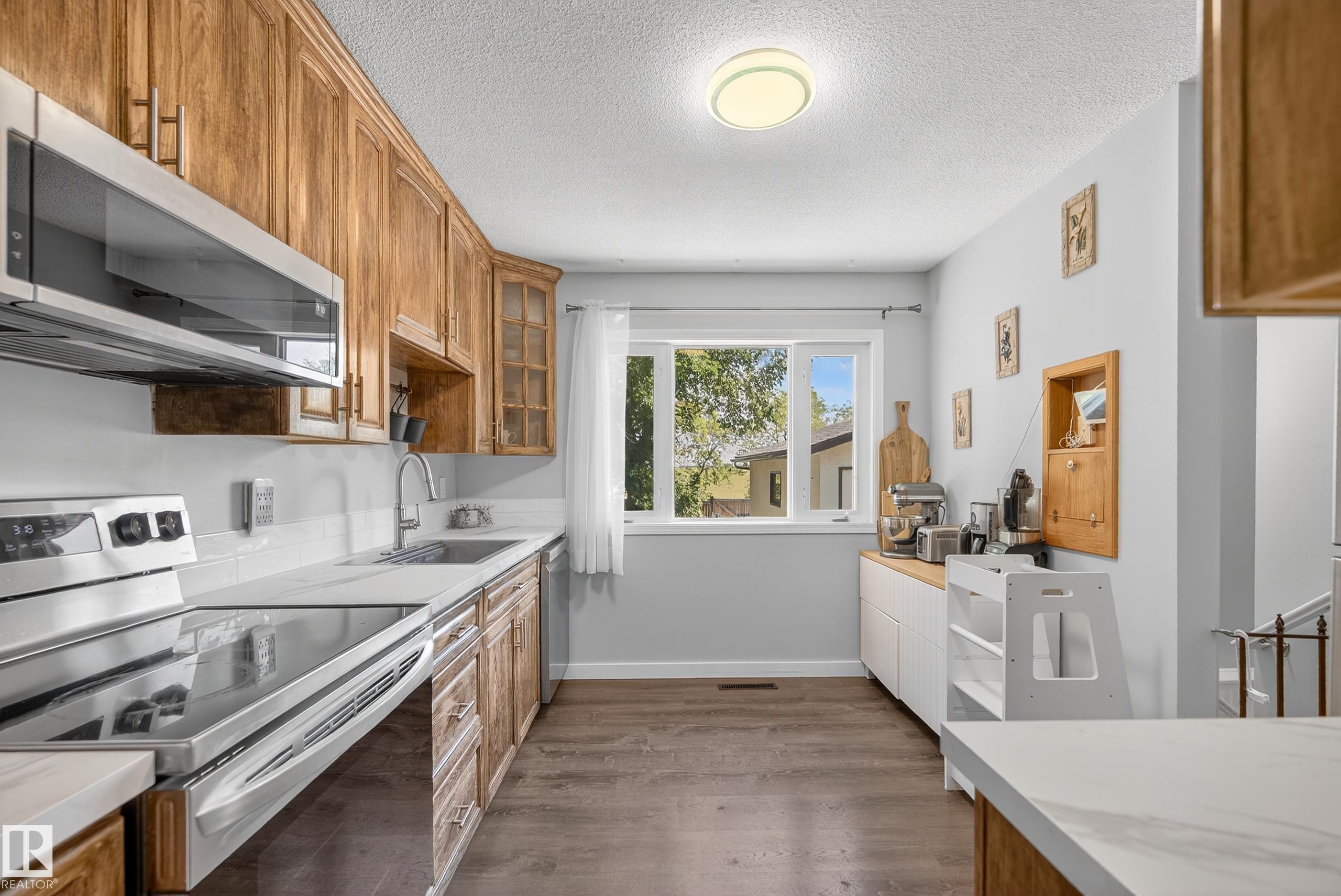 Photo 9 at 8937 92 Avenue, Pineview Fort Sask., Fort Saskatchewan