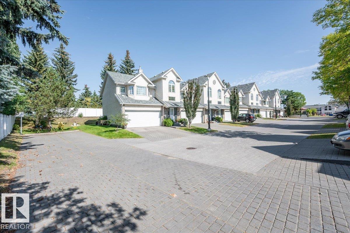 Photo 4 at 3 - 90 Liberton Drive, Lacombe Park, St. Albert