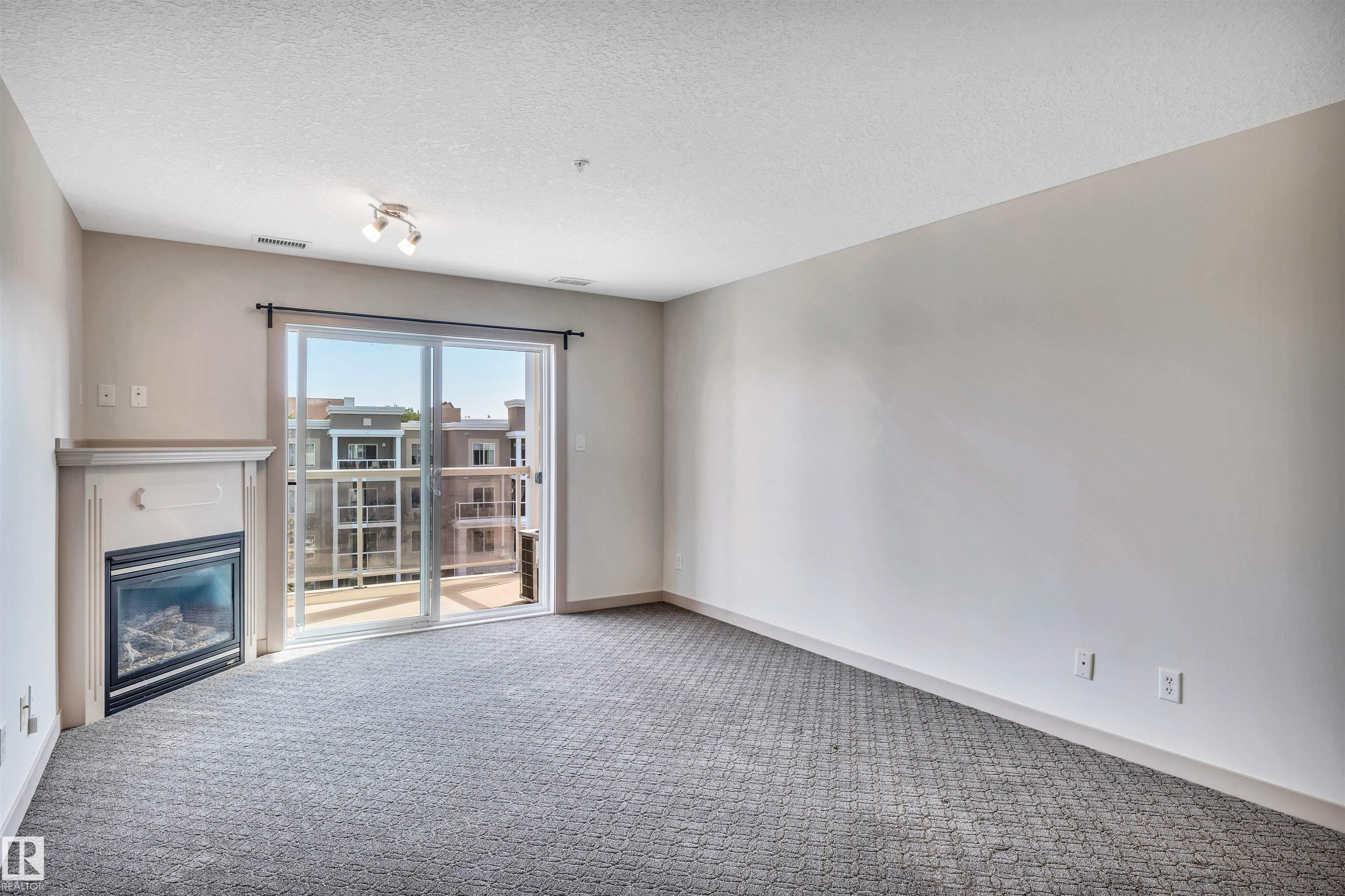Photo 14 at 441 - 78B Mckenney Avenue, Mission, St. Albert