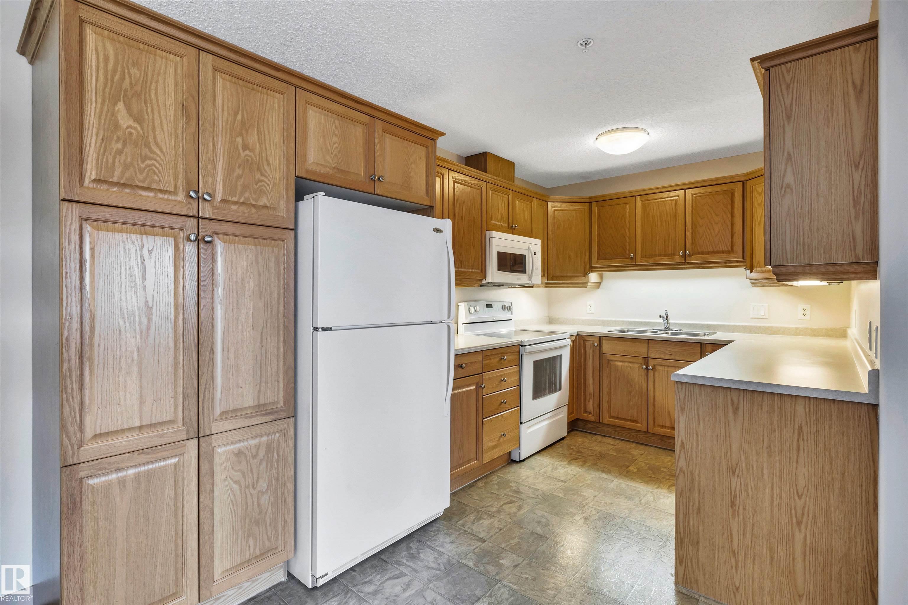 Photo 19 at 441 - 78B Mckenney Avenue, Mission, St. Albert