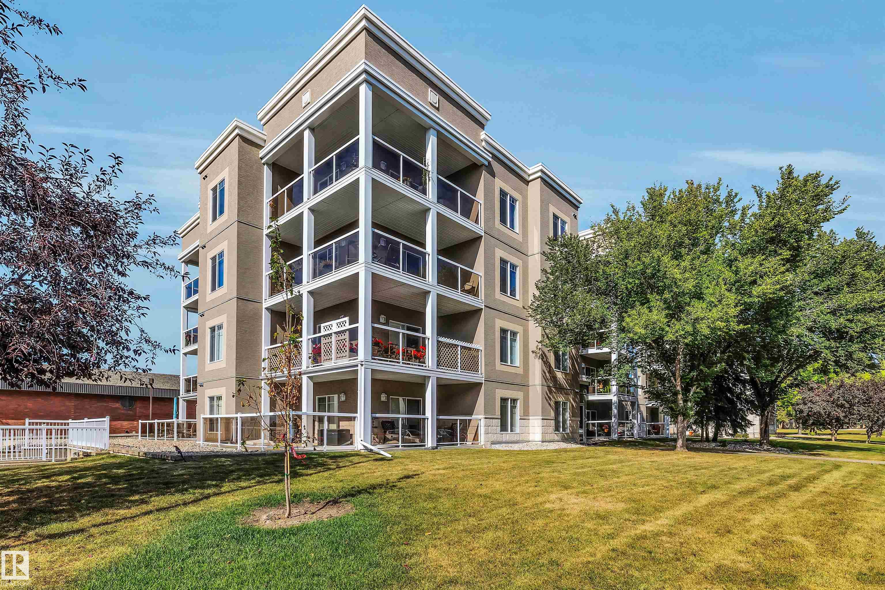 Photo 3 at 441 - 78B Mckenney Avenue, Mission, St. Albert
