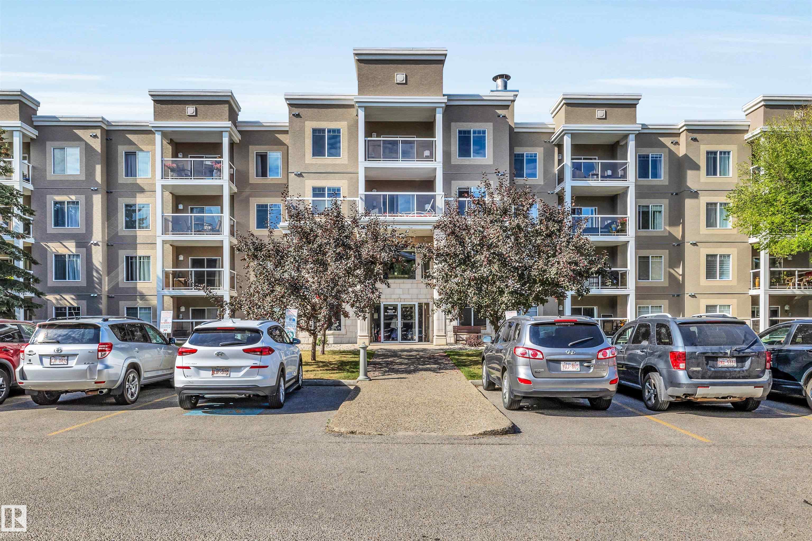 Photo 4 at 441 - 78B Mckenney Avenue, Mission, St. Albert