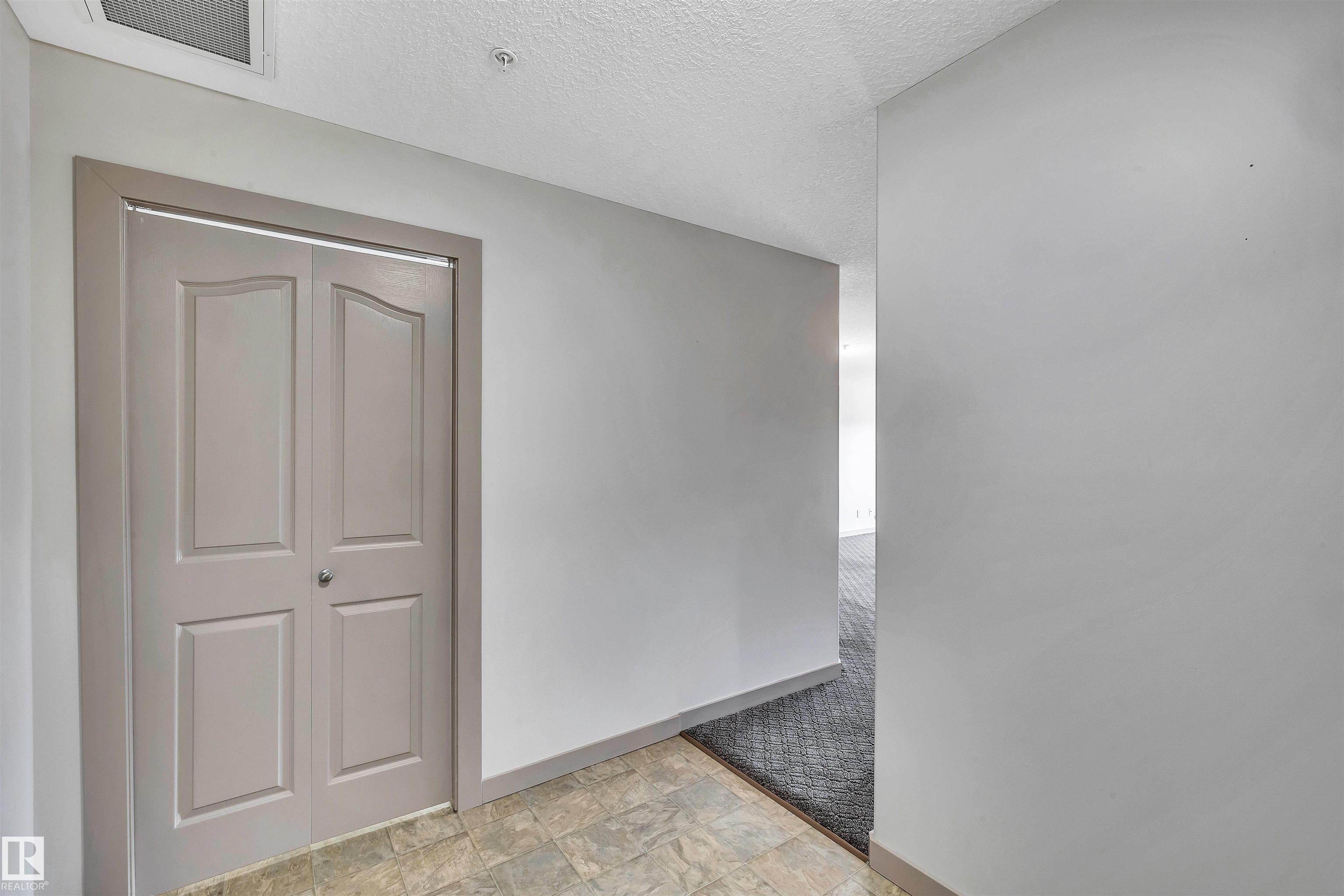 Photo 7 at 441 - 78B Mckenney Avenue, Mission, St. Albert