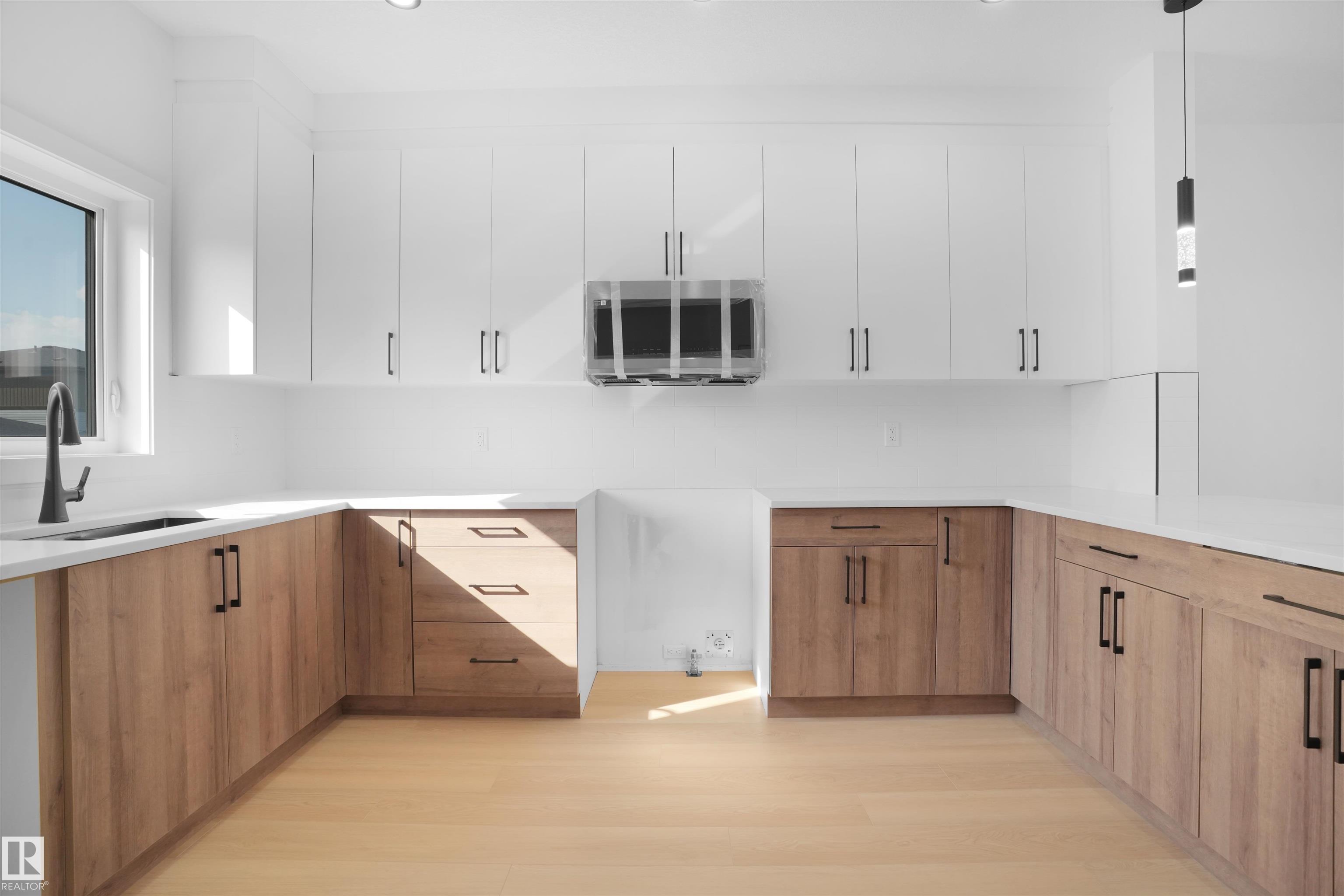 Photo 11 at 82 Blackbird Bend, South Fort, Fort Saskatchewan