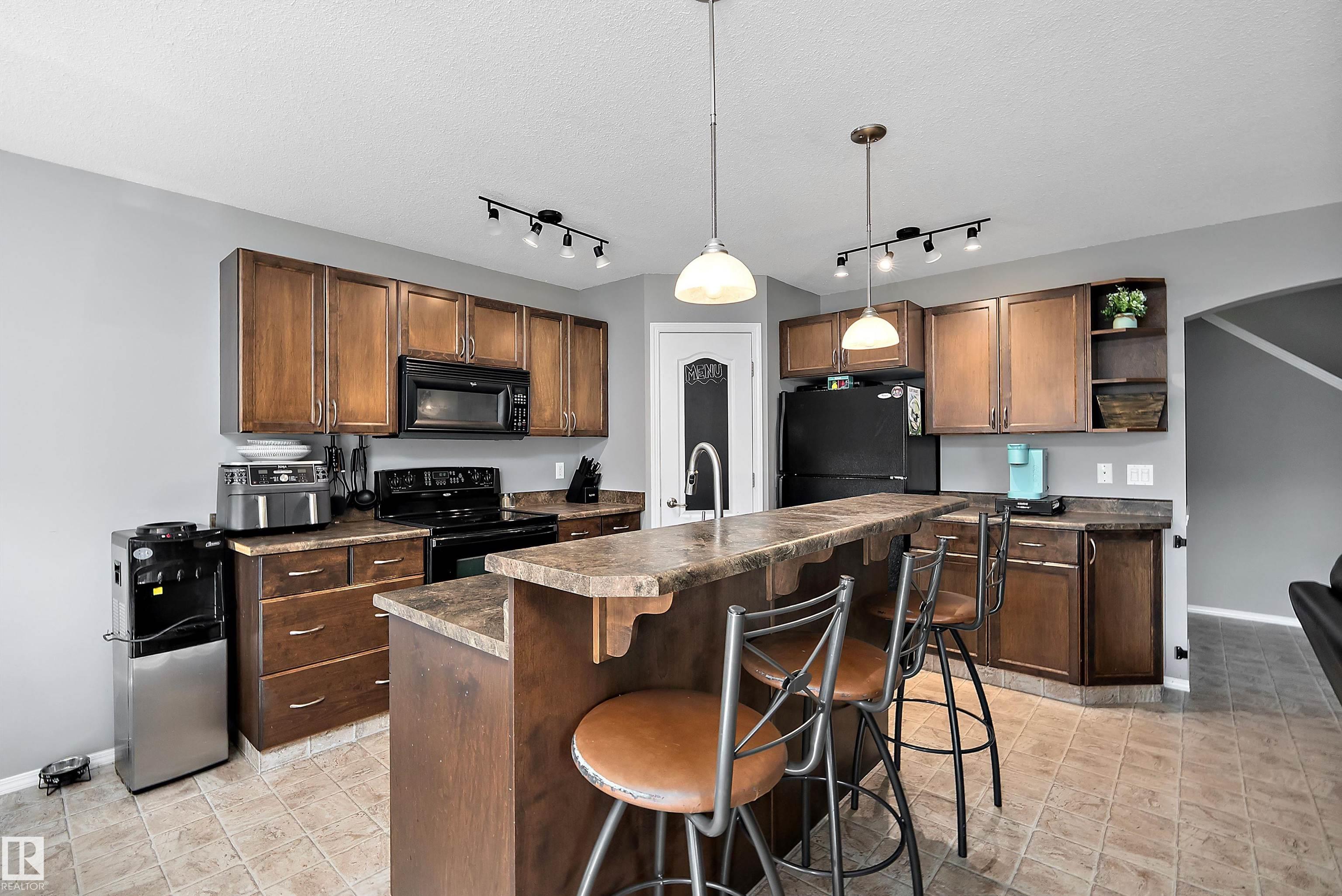 Photo 13 at 143 Acacia Circle, Deer Valley, Leduc