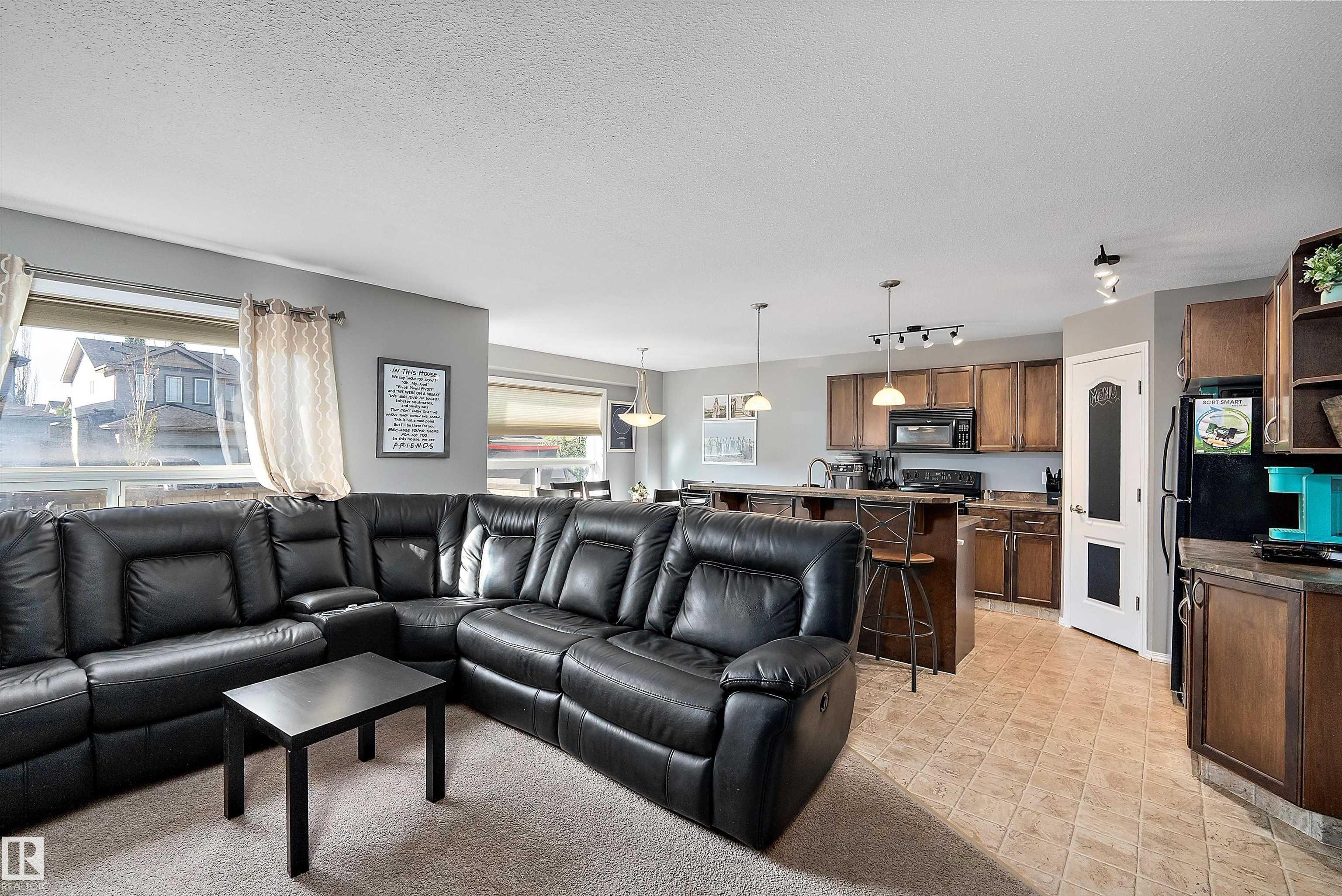 Photo 6 at 143 Acacia Circle, Deer Valley, Leduc