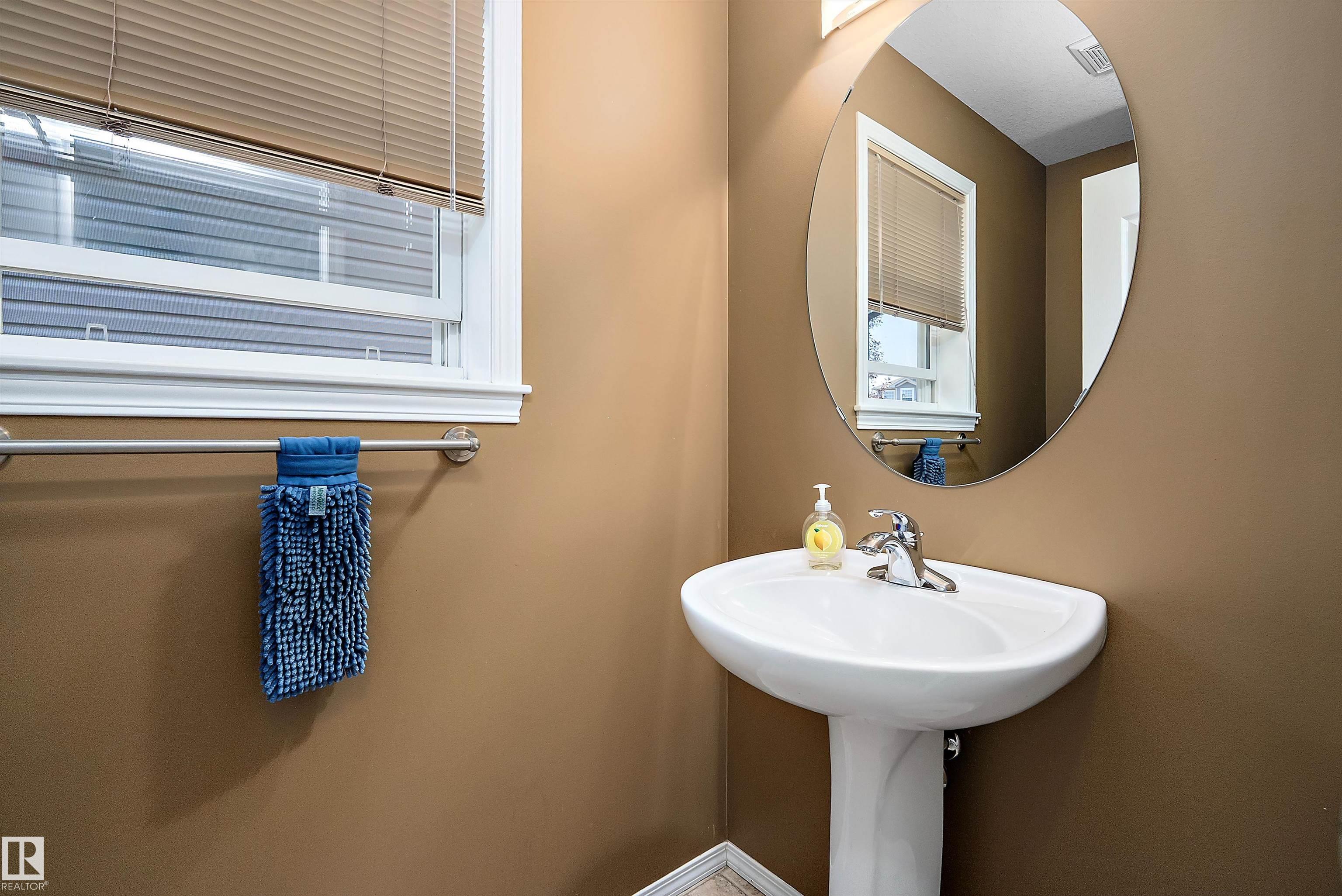 Photo 9 at 143 Acacia Circle, Deer Valley, Leduc
