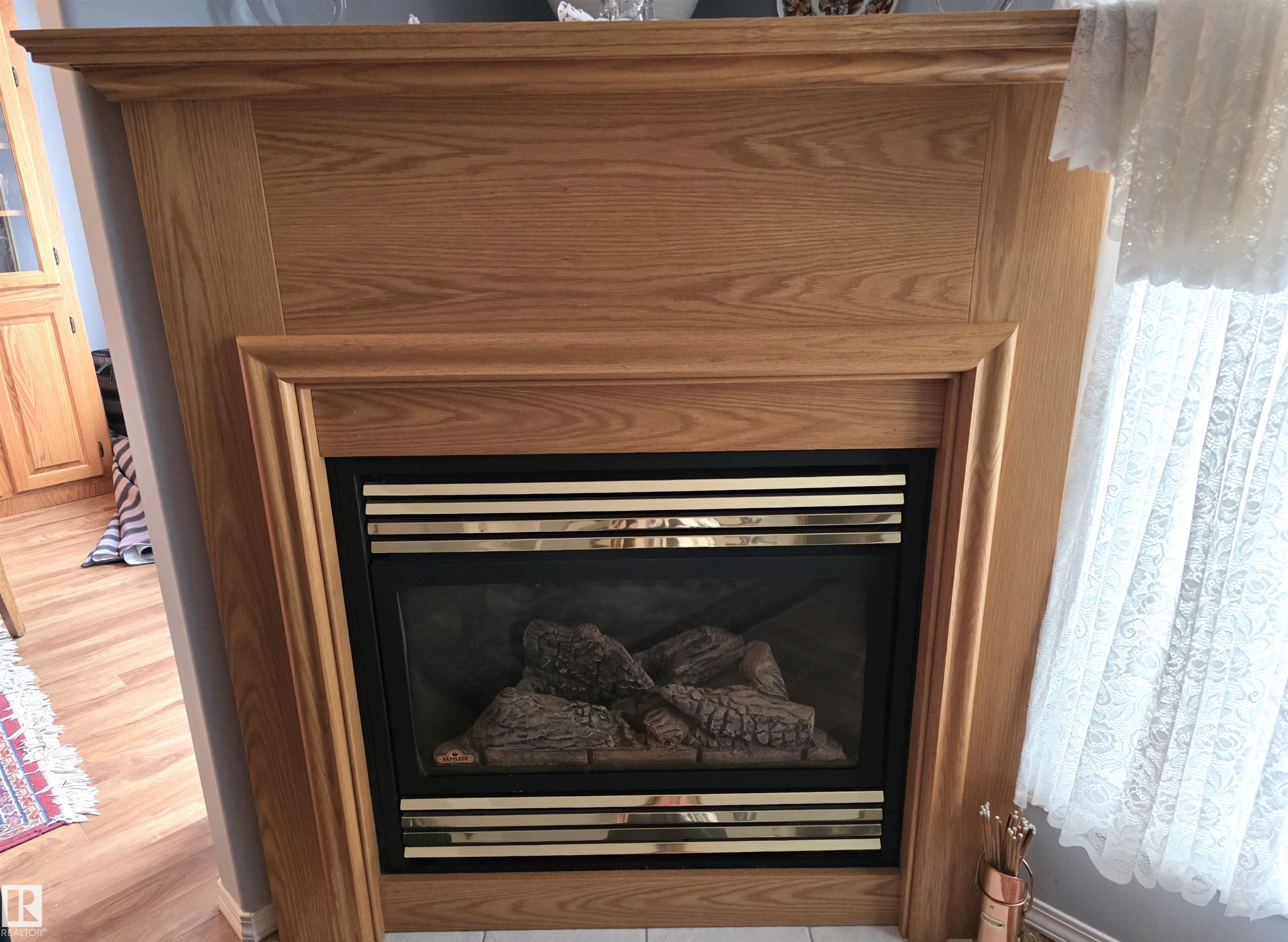 Photo 11 at 208 Ravine villa(s), Bridgeport, Leduc