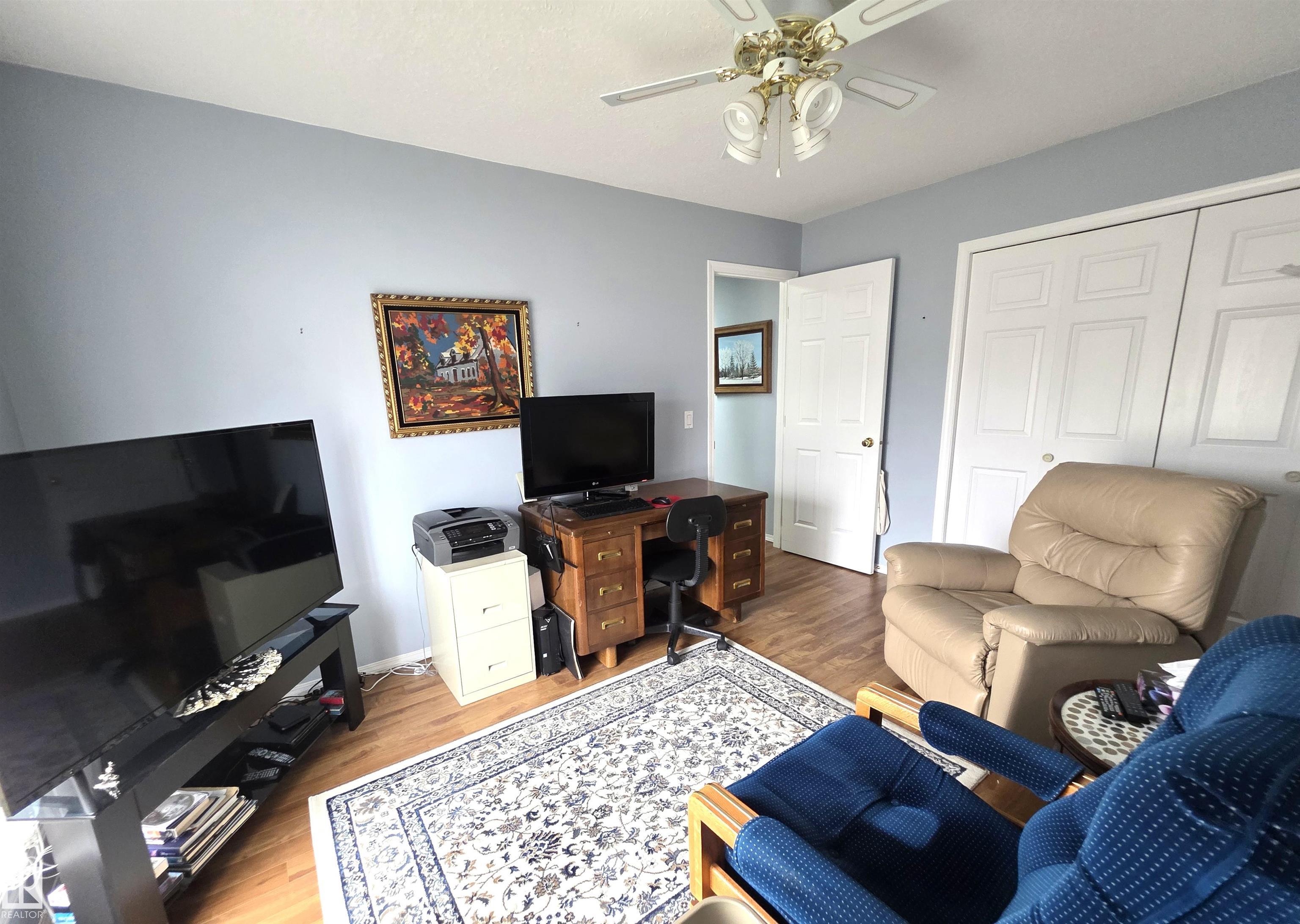 Photo 20 at 208 Ravine villa(s), Bridgeport, Leduc