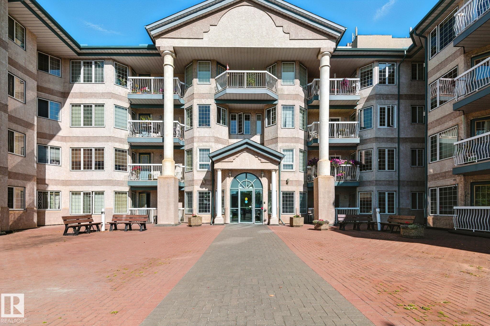 http://cdnparap120.paragonrels.com/ParagonImages/Property/p12/RAE/225369426/42/0/0/47d36a0034bd09d6a944bd08df072050/1/db63080014ad955ecc5fb64bb41e39ca/225369426-62dd97f4-143d-4803-9283-1fb66acb2604.JPG