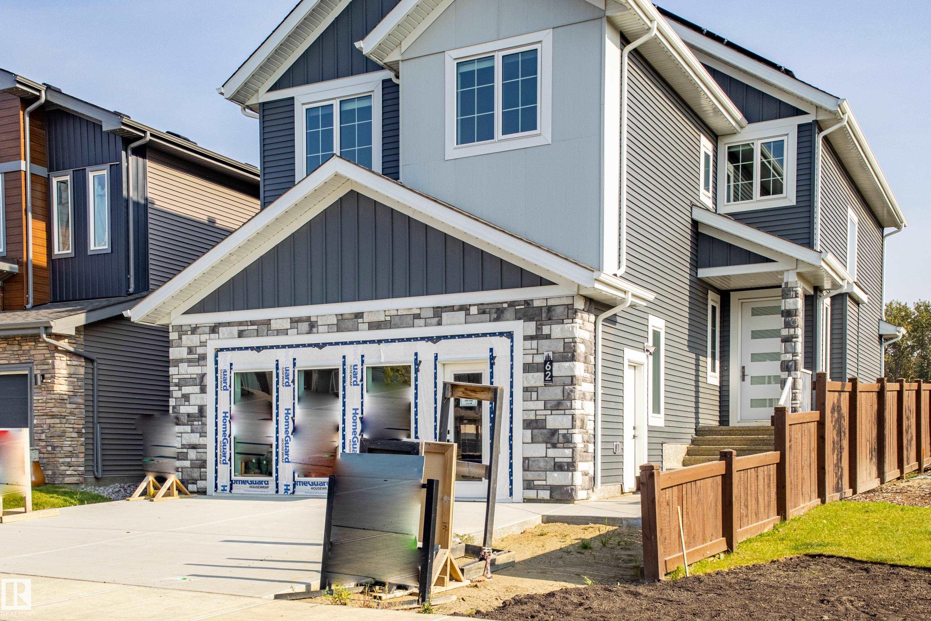 Photo 3 at 62 Fenwyck Boulevard, Fenwyck, Spruce Grove