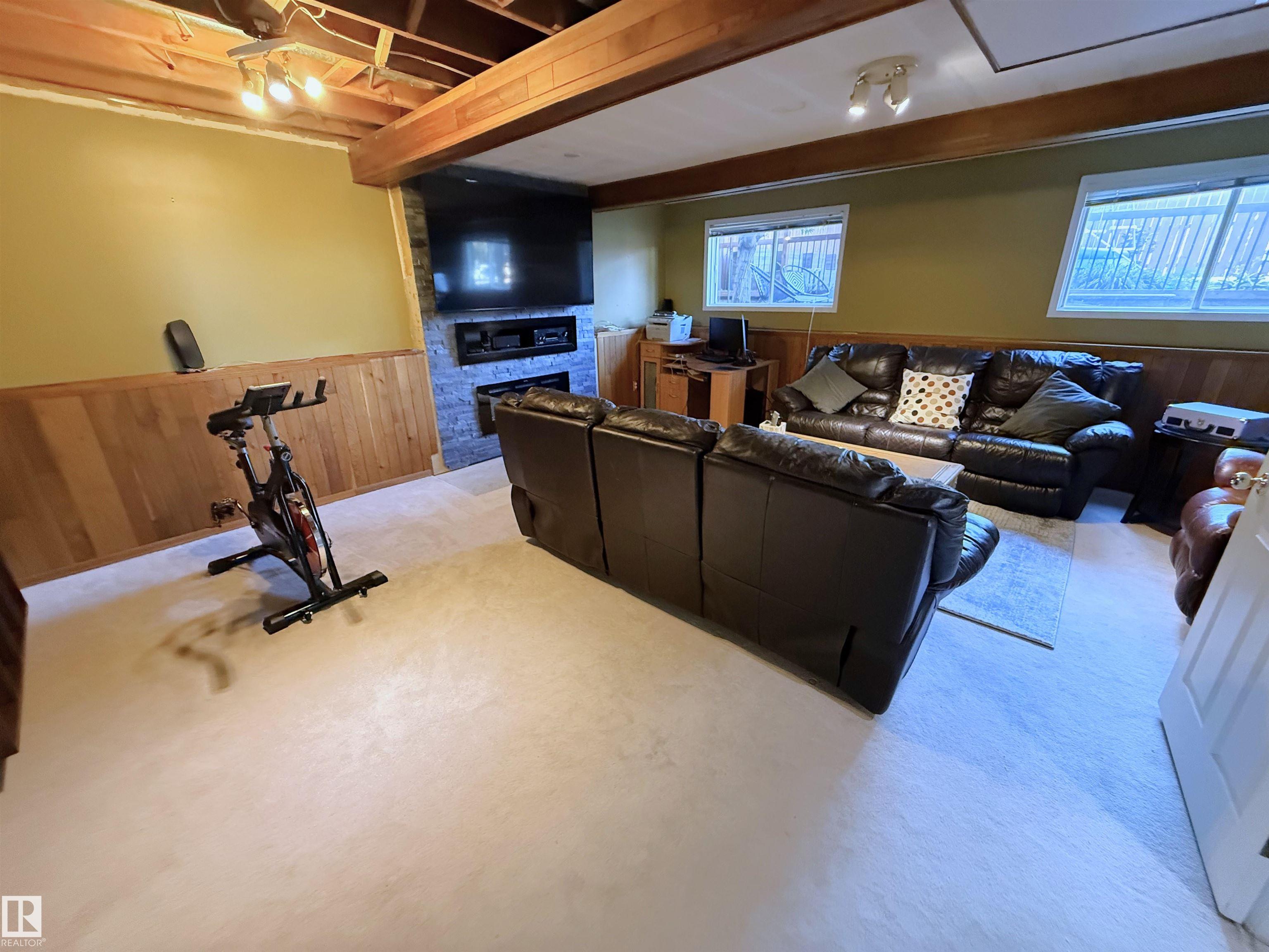 Photo 22 at 123 Westbourne Road, West Grove, Spruce Grove