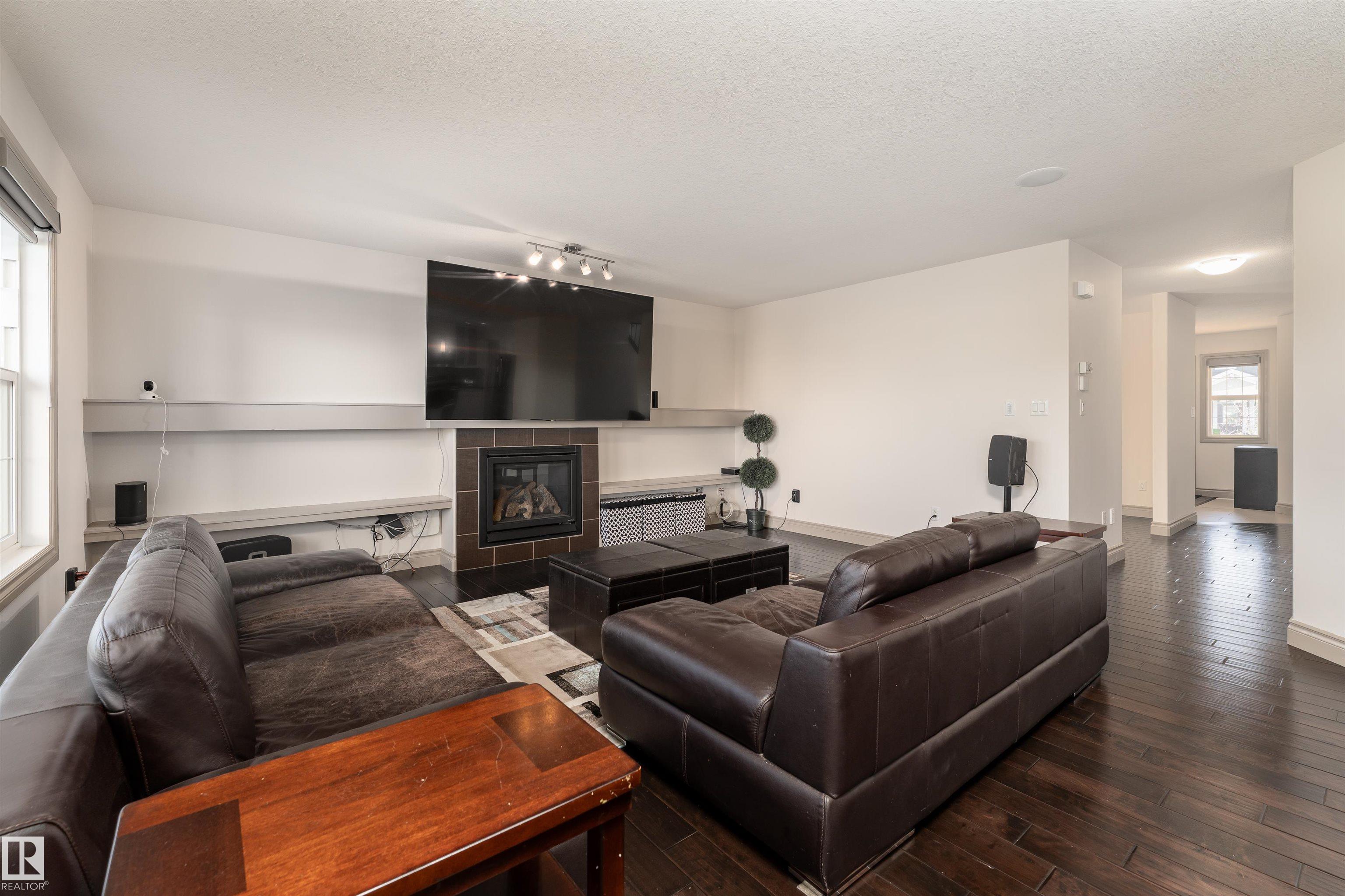 Photo 18 at 5414 Bonaventure Avenue NW, Griesbach, Edmonton