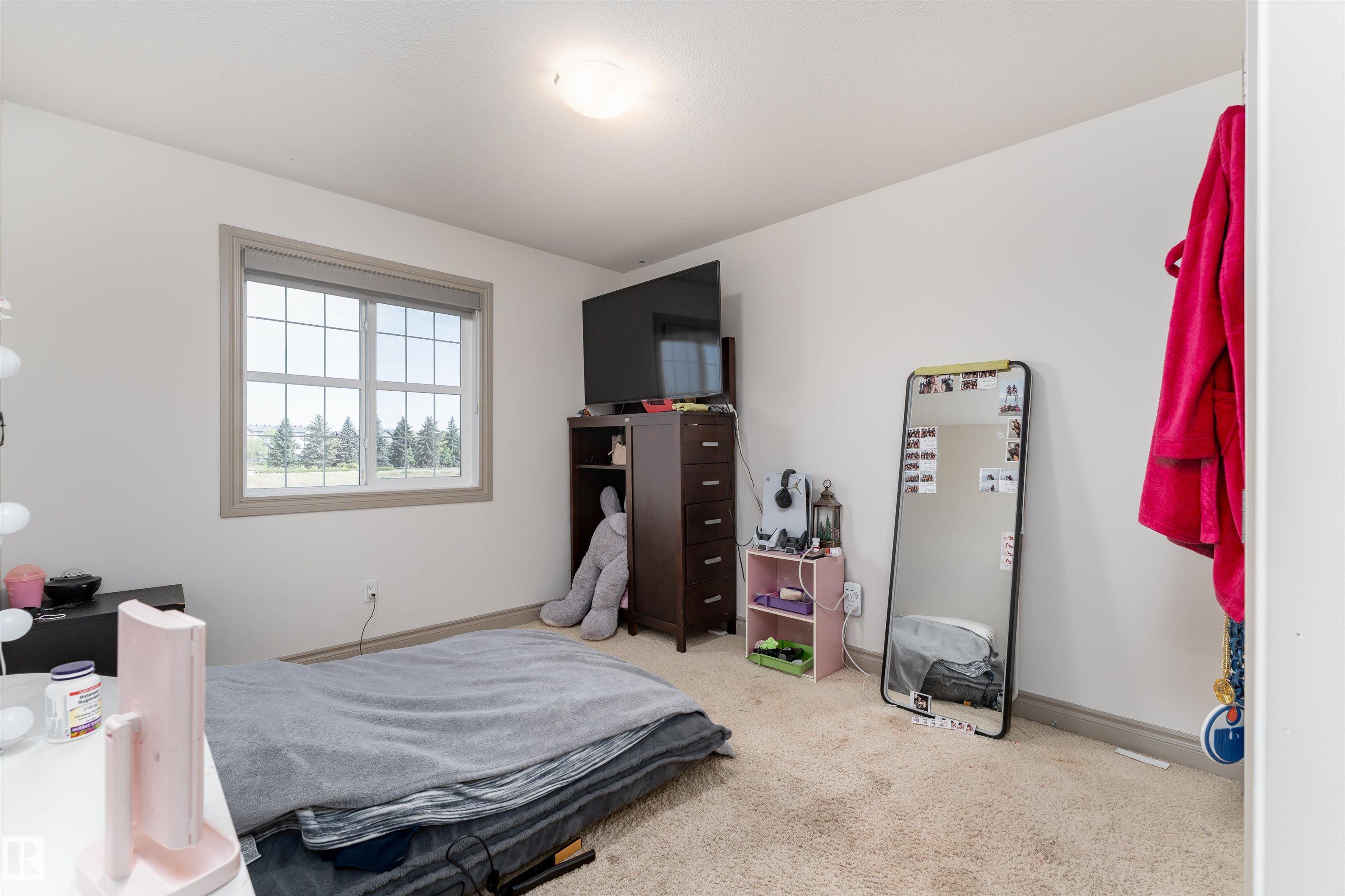 Photo 24 at 5414 Bonaventure Avenue NW, Griesbach, Edmonton