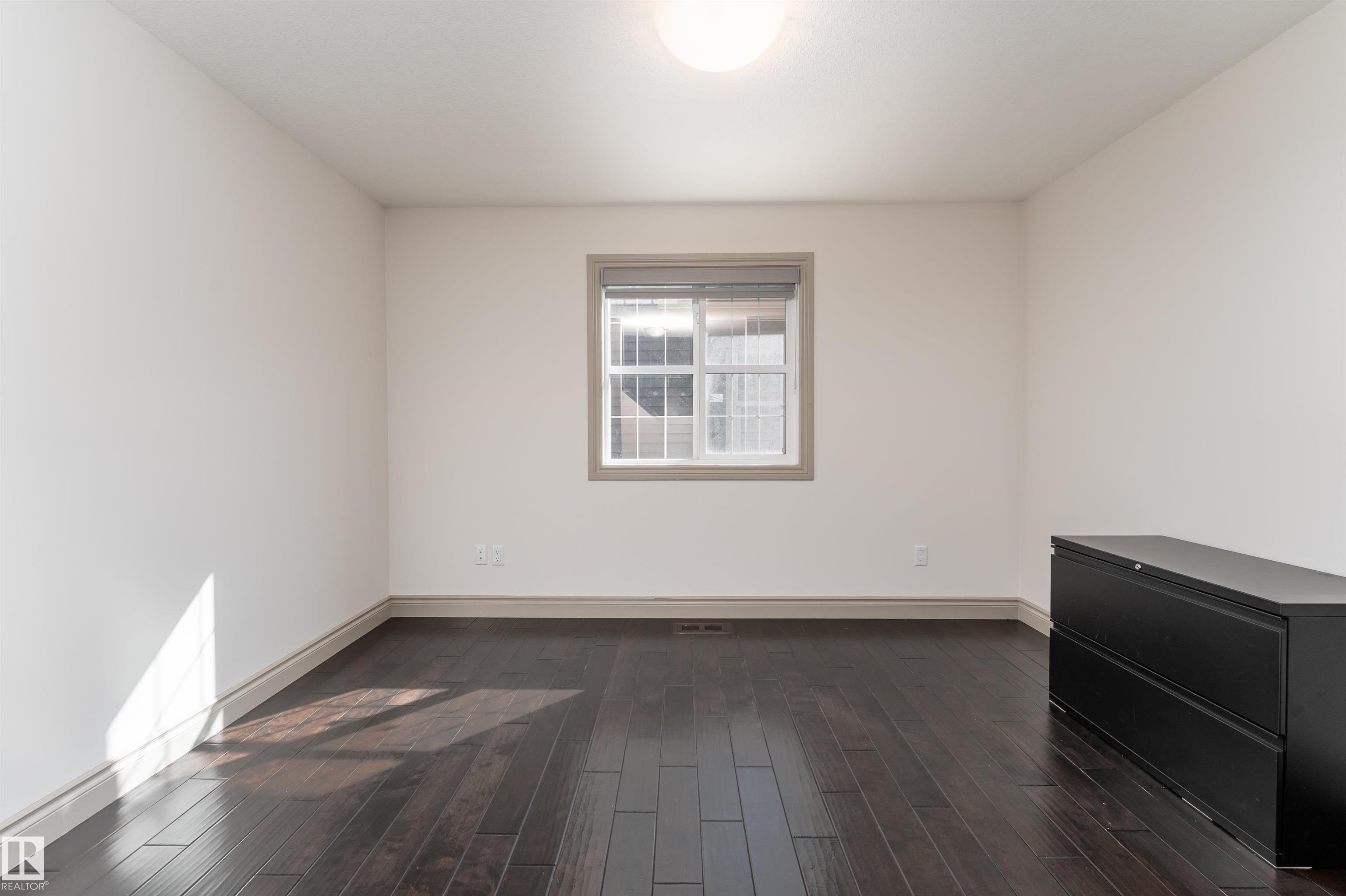 Photo 7 at 5414 Bonaventure Avenue NW, Griesbach, Edmonton