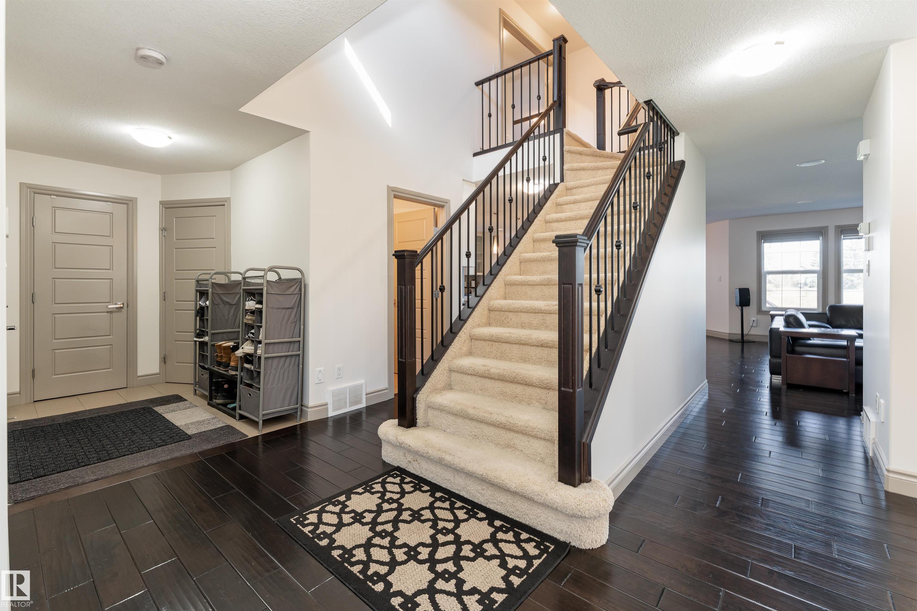 Photo 8 at 5414 Bonaventure Avenue NW, Griesbach, Edmonton