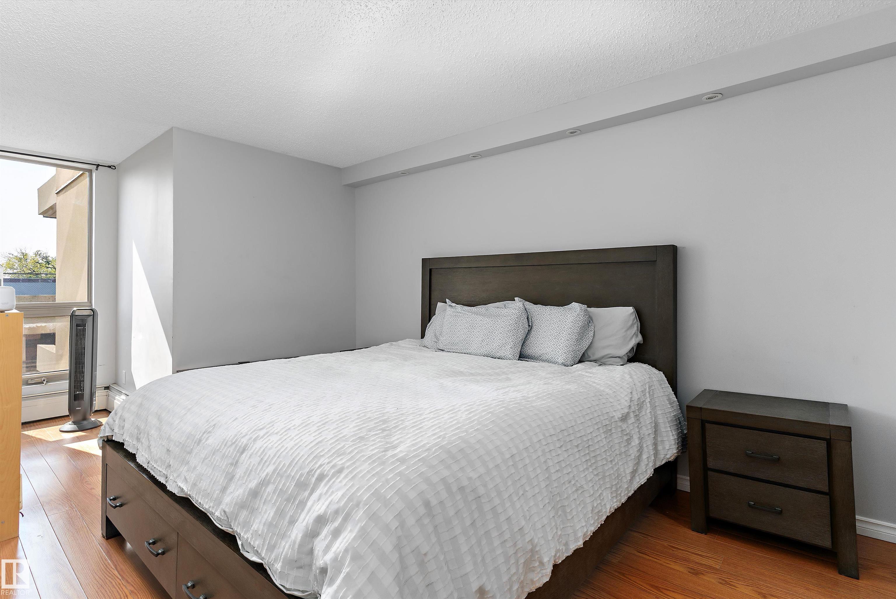 Photo 14 at 404 - 10149 Saskatchewan Drive NW, Strathcona, Edmonton
