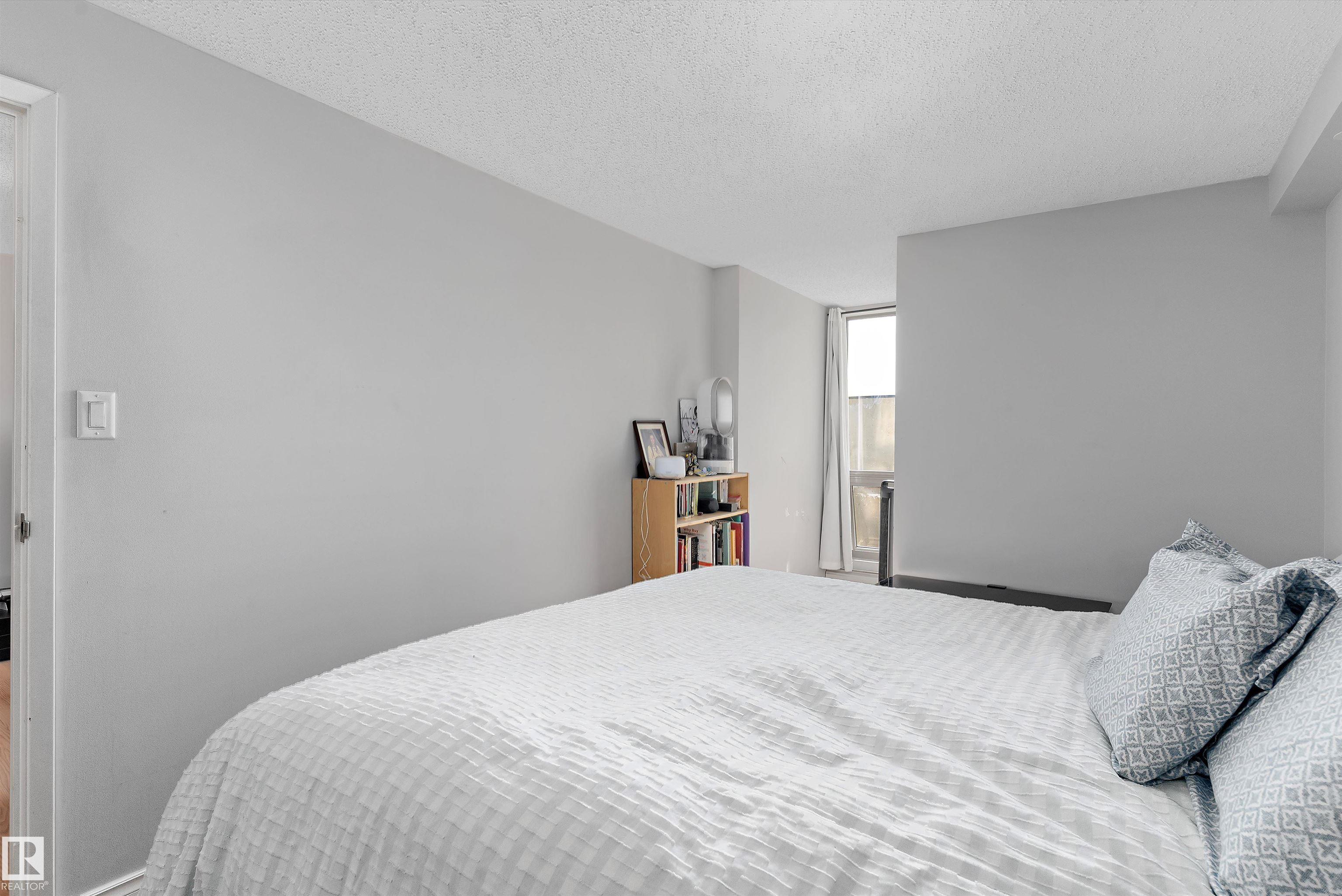 Photo 16 at 404 - 10149 Saskatchewan Drive NW, Strathcona, Edmonton