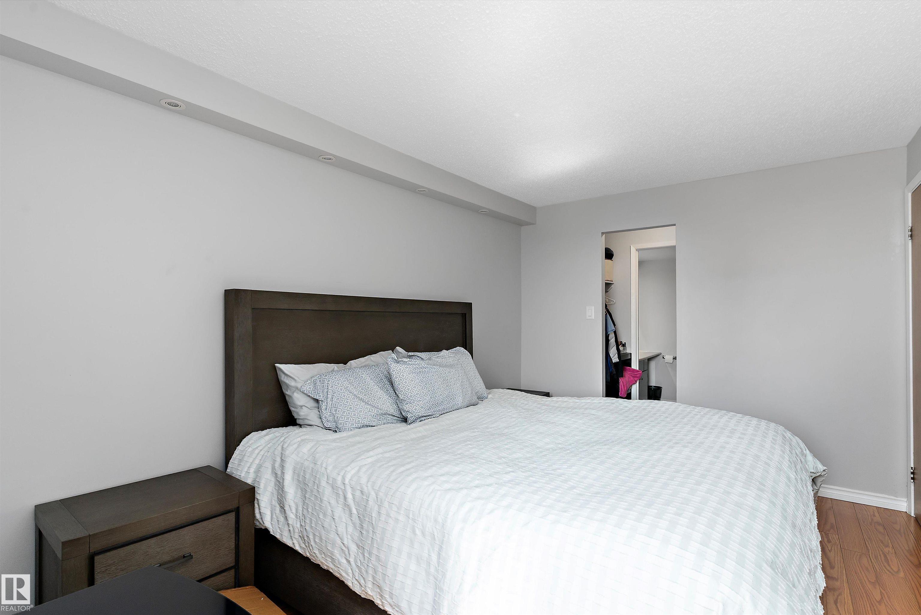 Photo 17 at 404 - 10149 Saskatchewan Drive NW, Strathcona, Edmonton