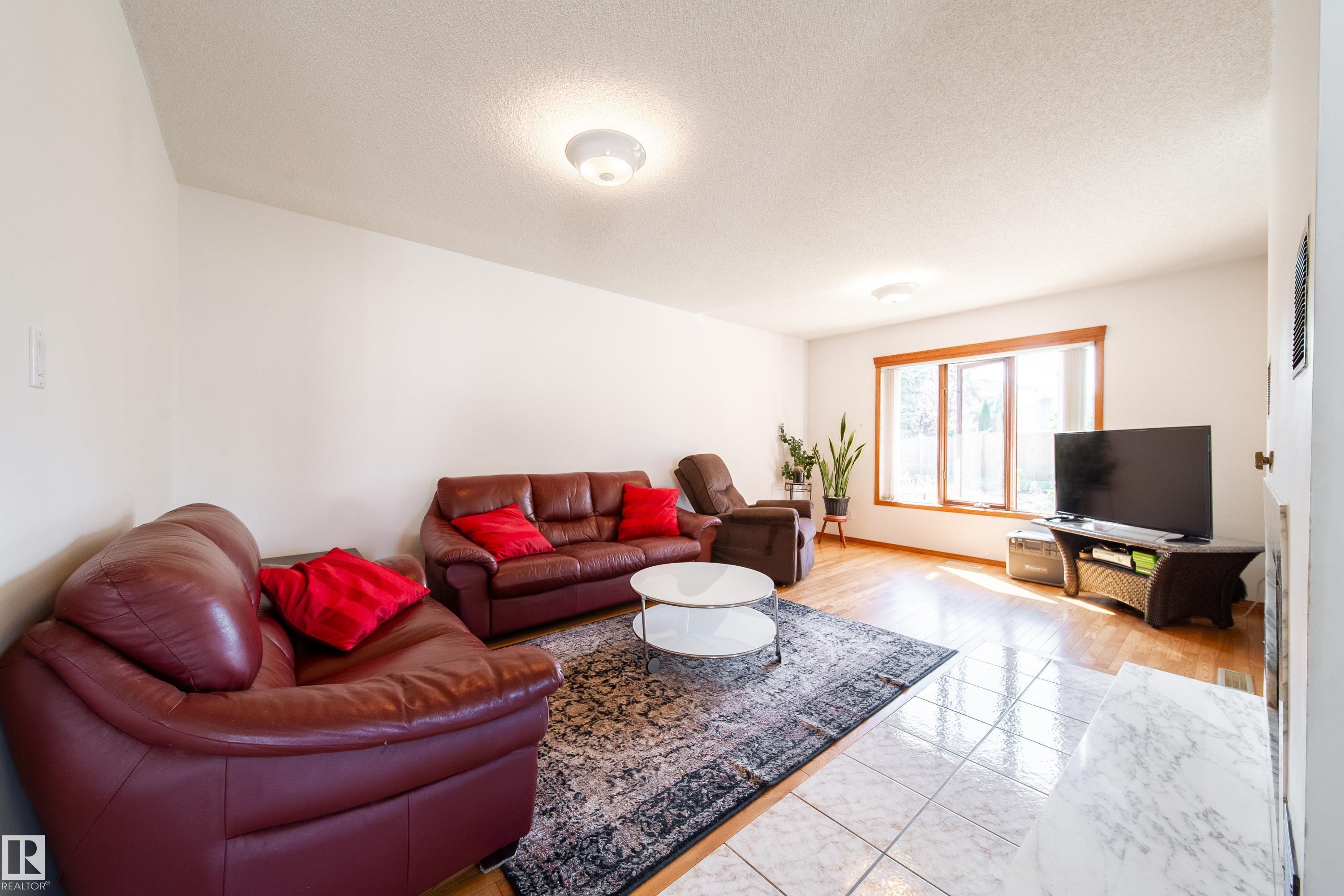 Photo 21 at 4228 46 Street NW, Jackson Heights, Edmonton