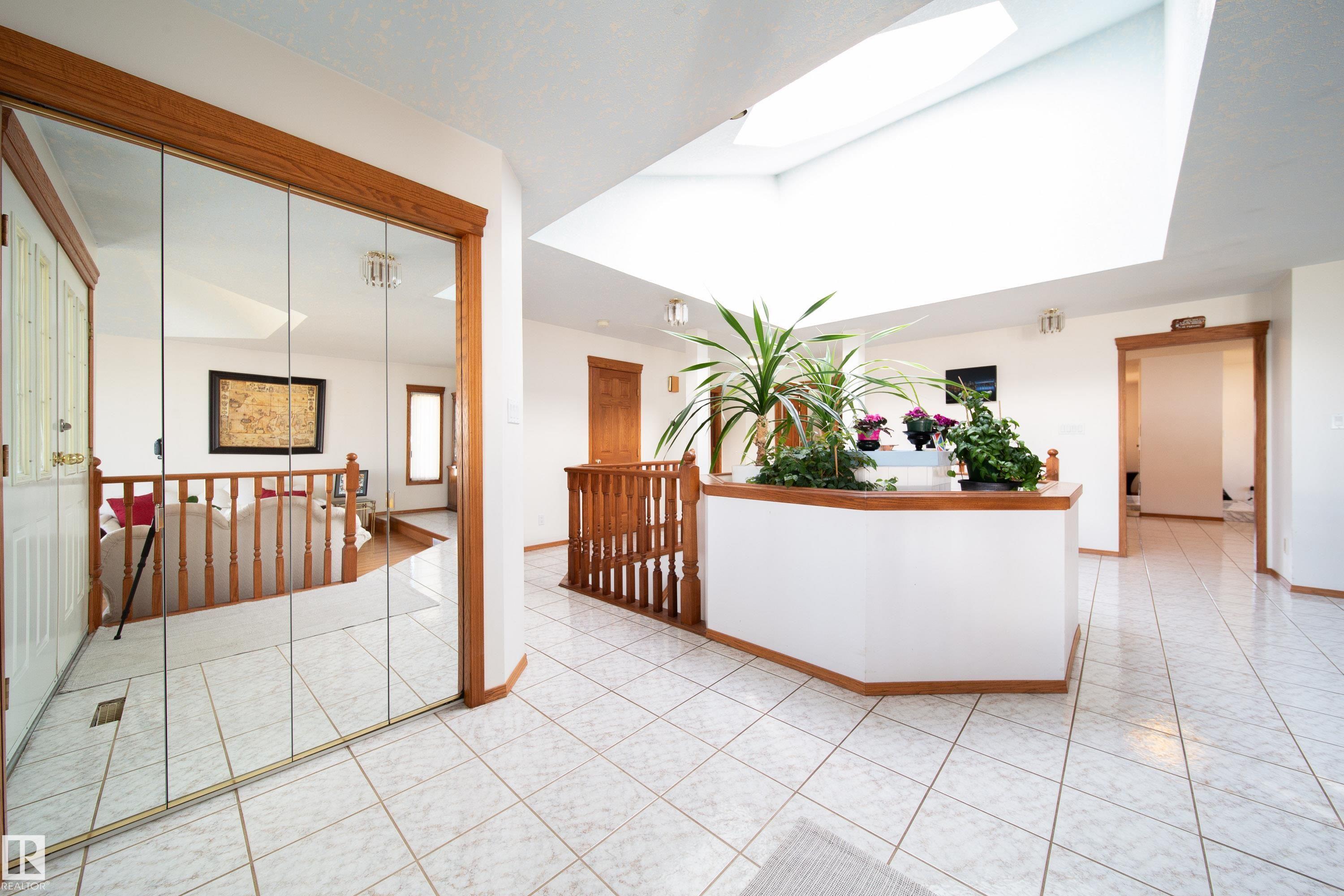 Photo 4 at 4228 46 Street NW, Jackson Heights, Edmonton