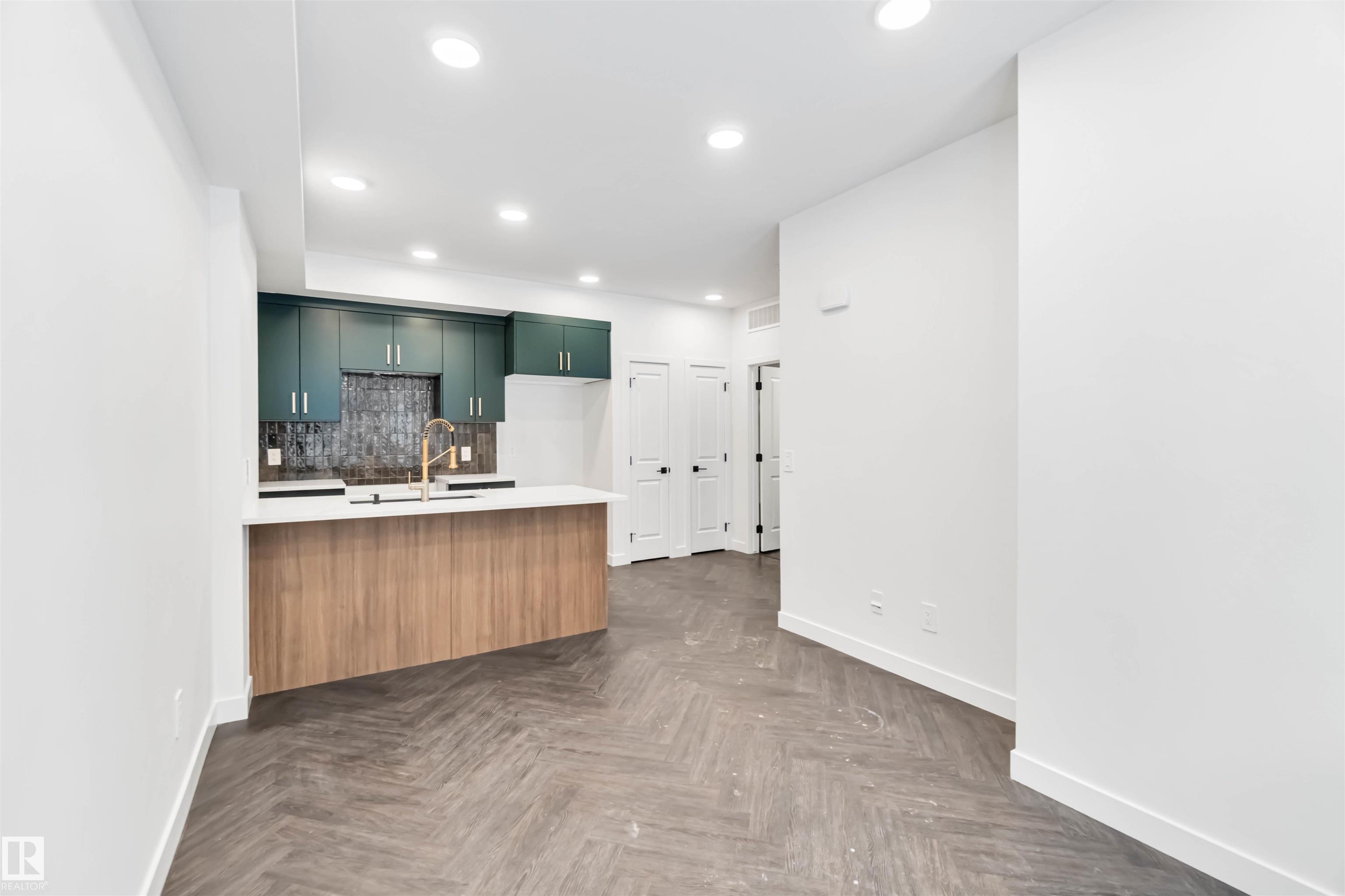 Picture for #37 16231 19 AV SW