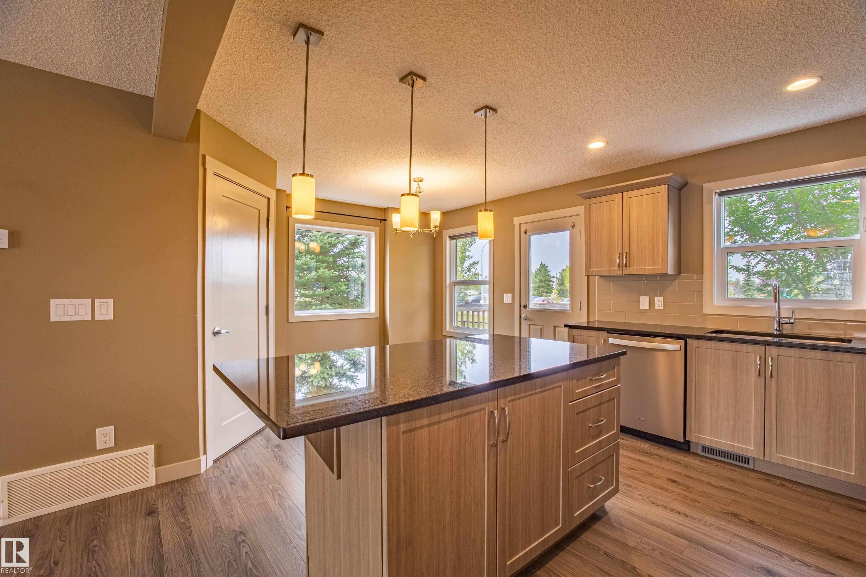 Photo 16 at 32 - 2121 Haddow Drive NW, Haddow, Edmonton