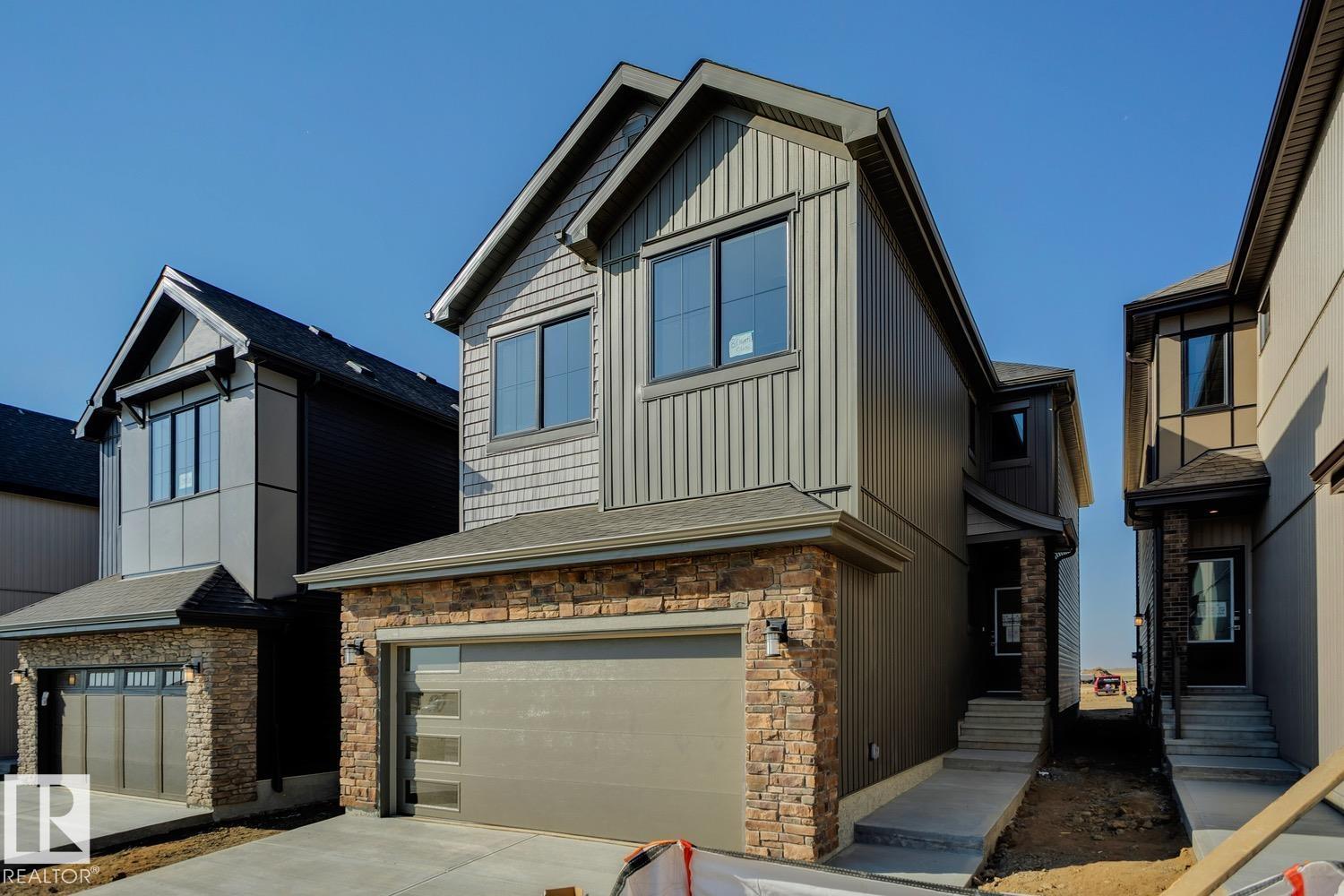 8 Chartres Close, Chérot, St. Albert 